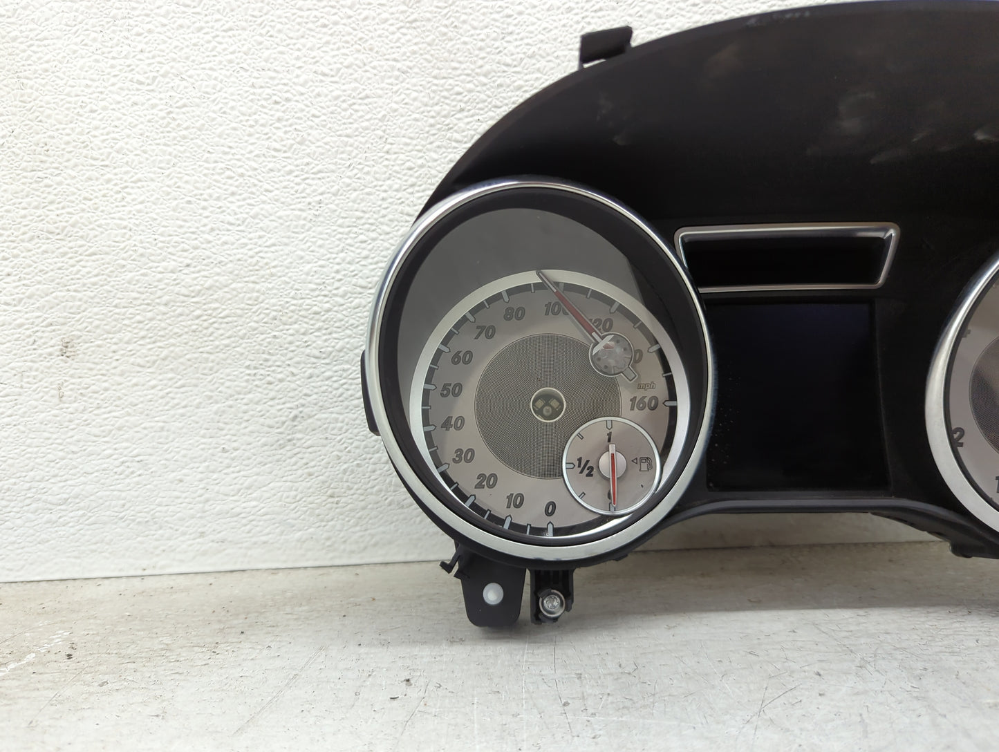 2015 Mercedes-Benz Gla-Class Instrument Cluster Speedometer Gauges P/N:A1569004302 0263698194 Miles:104K Fits Fits 2016 OEM 
