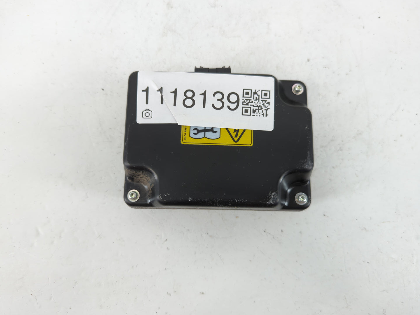 2015-2016 Mercedes-benz Gla250 Power Inverter Control Module 15428295 - Oemusedautoparts1.com