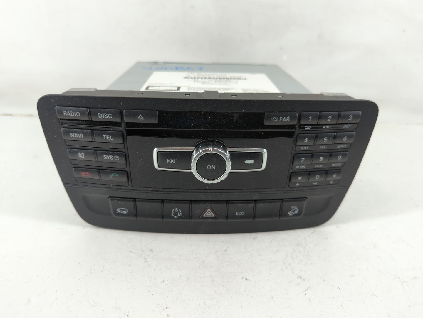 2015 Mercedes-Benz Gla250 Radio AM FM Cd Player Receiver Replacement P/N:A 246 900 99 12 Fits OEM Used Auto Parts - Oemuseda