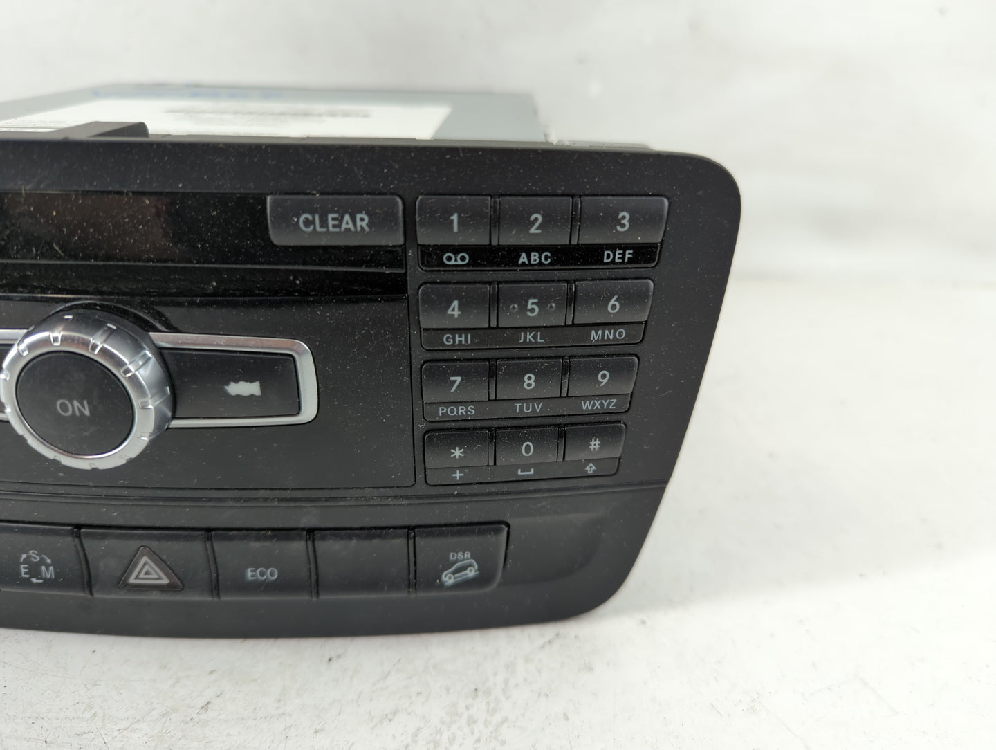2015 Mercedes-Benz Gla250 Radio AM FM Cd Player Receiver Replacement P/N:A 246 900 99 12 Fits OEM Used Auto Parts - Oemuseda