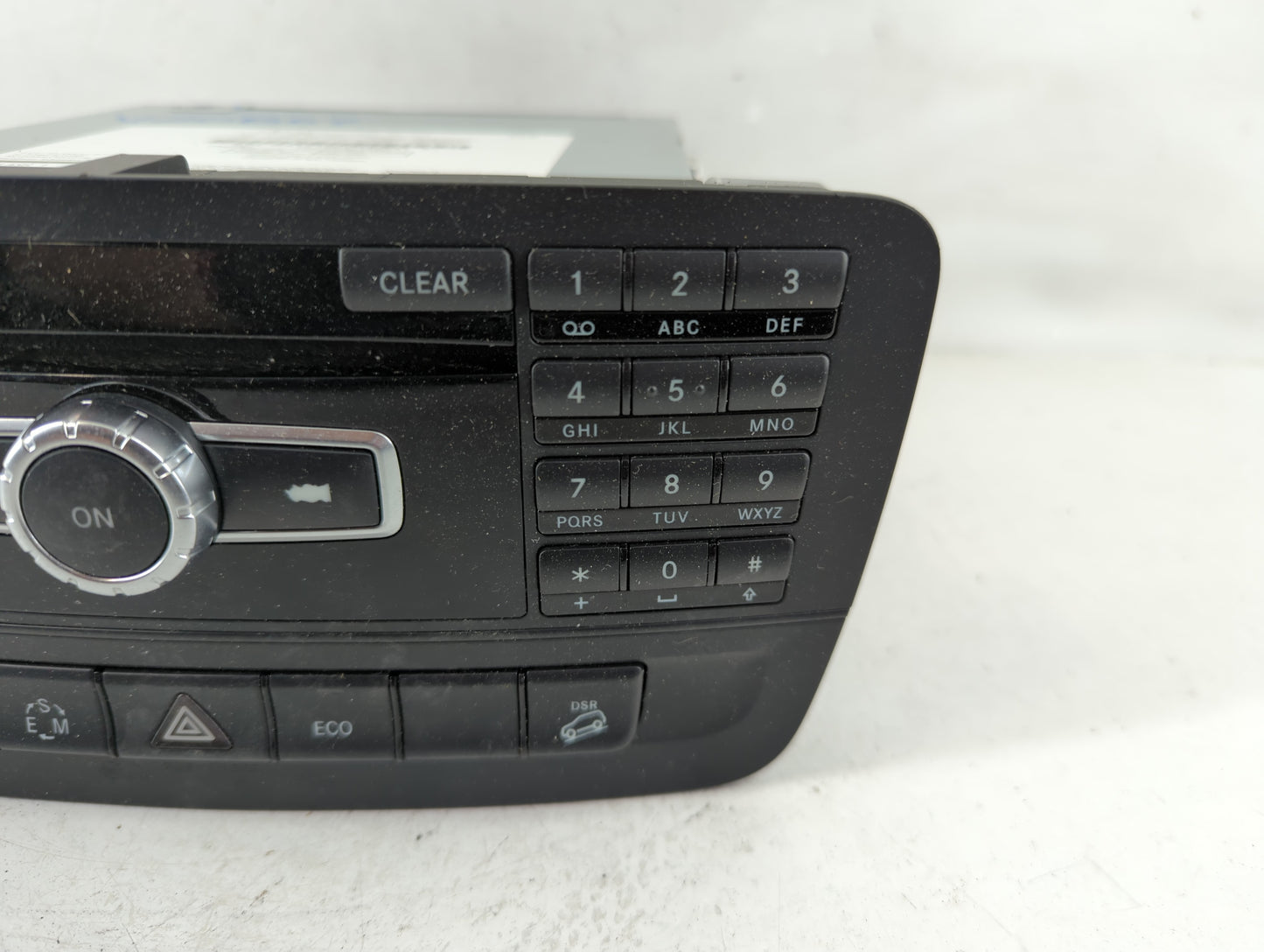 2015 Mercedes-Benz Gla250 Radio AM FM Cd Player Receiver Replacement P/N:A 246 900 99 12 Fits OEM Used Auto Parts - Oemuseda