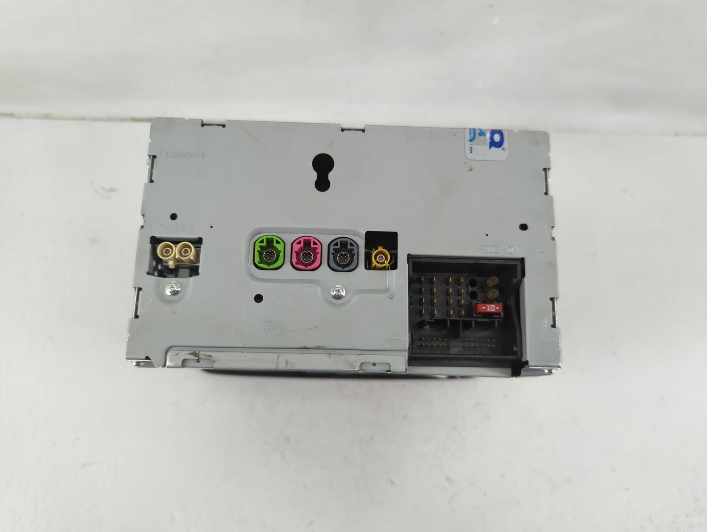 2015 Mercedes-Benz Gla250 Radio AM FM Cd Player Receiver Replacement P/N:A 246 900 99 12 Fits OEM Used Auto Parts - Oemuseda