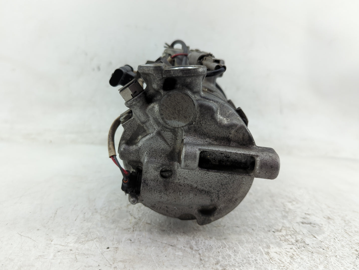 2015-2016 Mercedes-benz Gla250 Air Conditioning A/c Ac Compressor Oem 1413759 - Oemusedautoparts1.com