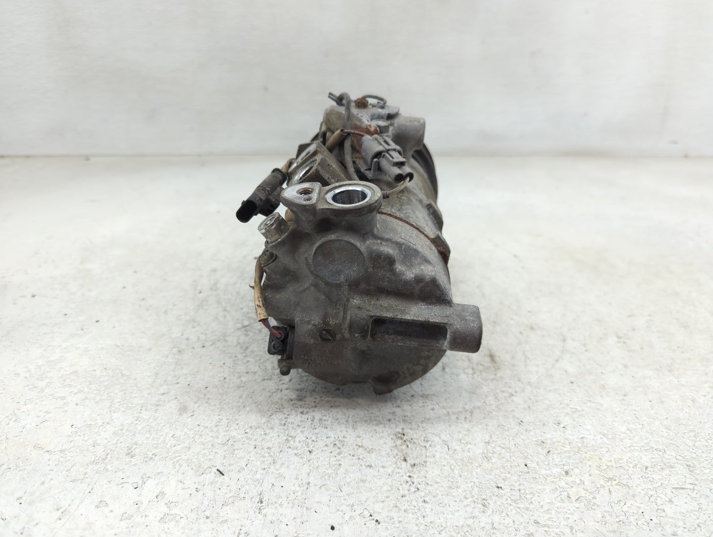 2015-2016 Mercedes-benz Gla250 Air Conditioning A/c Ac Compressor Oem - Oemusedautoparts1.com