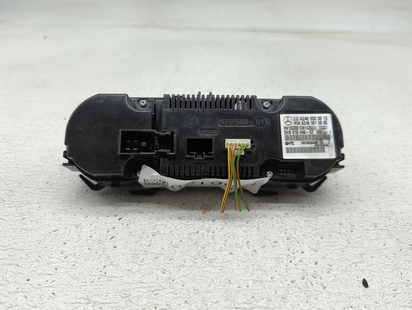 2015-2016 Mercedes-Benz Gla250 Climate Control Module Temperature AC/Heater Replacement P/N:A246 900 06 15 Fits OEM Used Aut
