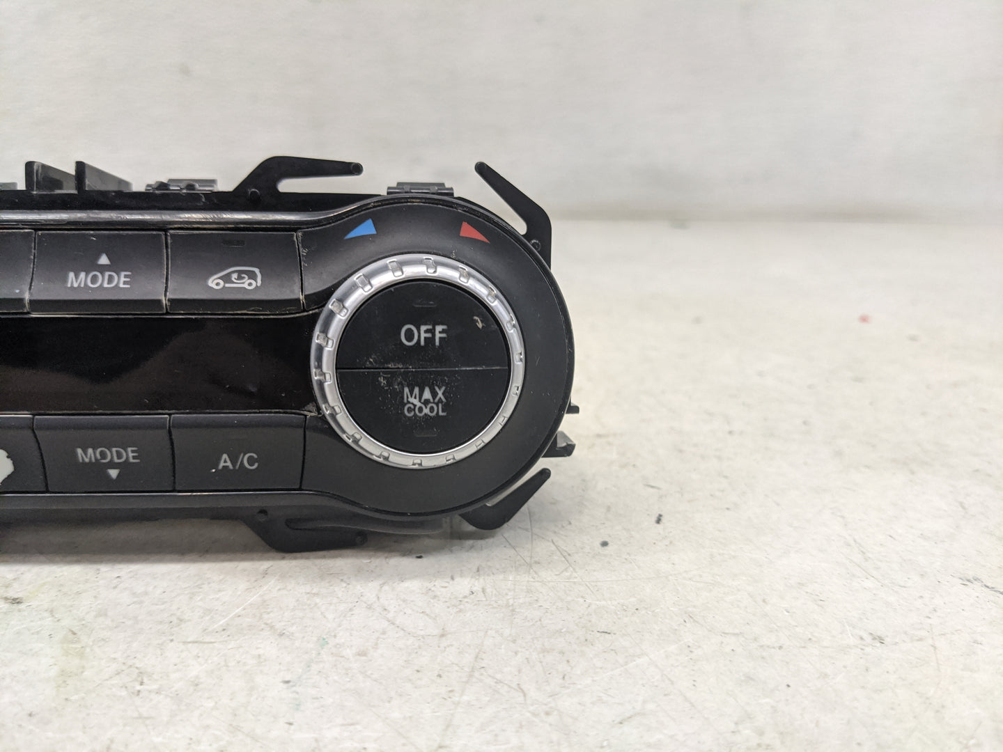 2015 Mercedes-Benz Gla250 Climate Control Module Temperature AC/Heater Replacement P/N:A2469002508 A2469010905, 5HB01044904 