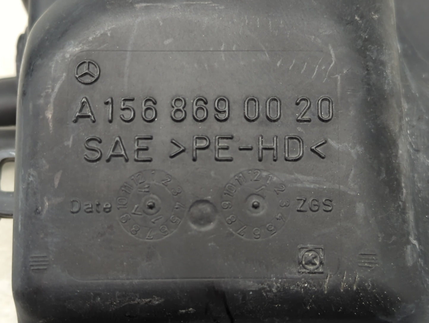 2015 Mercedes-benz Gla250 Windshield Washer Fluid Reservoir Bottle Oem - Oemusedautoparts1.com