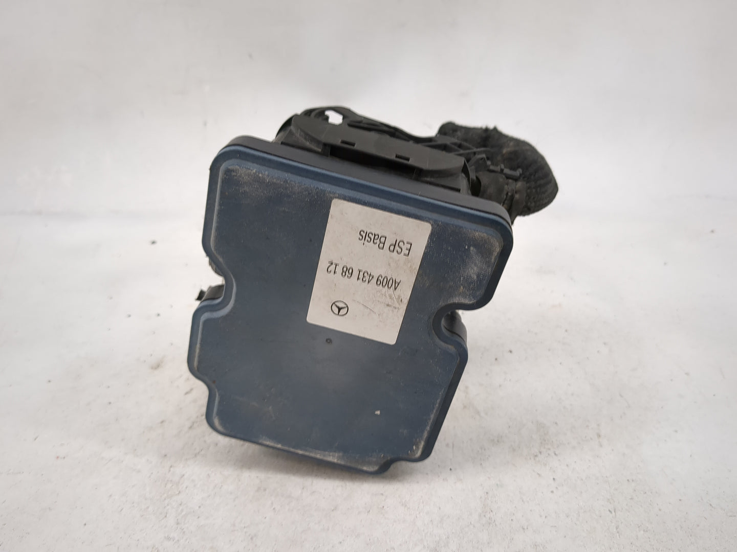 2015 Mercedes-Benz Gla250 ABS Pump Control Module Replacement P/N:A0094316812 0265249586, 0265951469 Fits OEM Used Auto Part