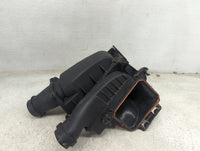 2015 Mercedes-benz Gla250 Air Cleaner Intake-duct Hose Tube - Oemusedautoparts1.com