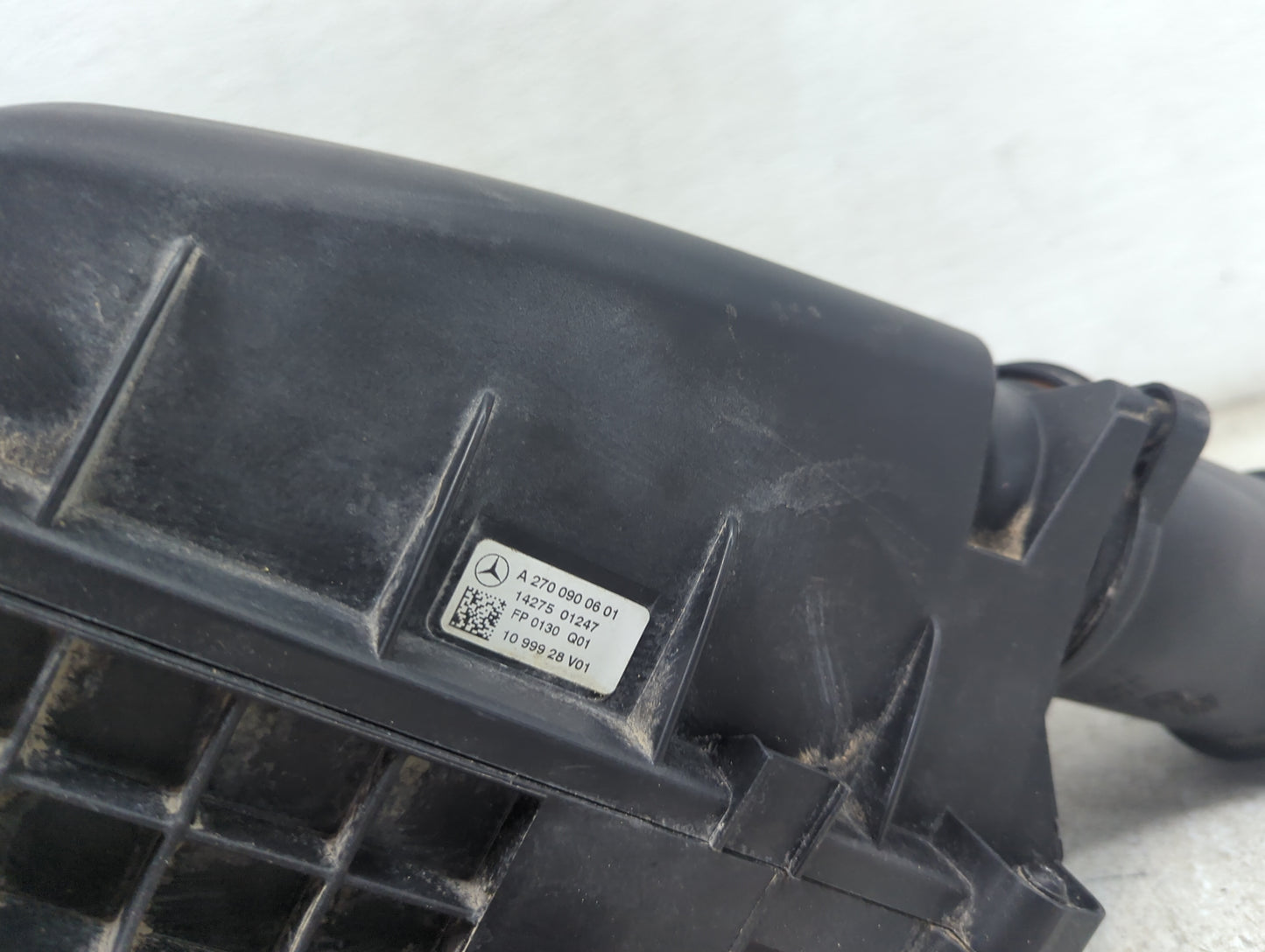 2015 Mercedes-benz Gla250 Air Cleaner Intake-duct Hose Tube - Oemusedautoparts1.com