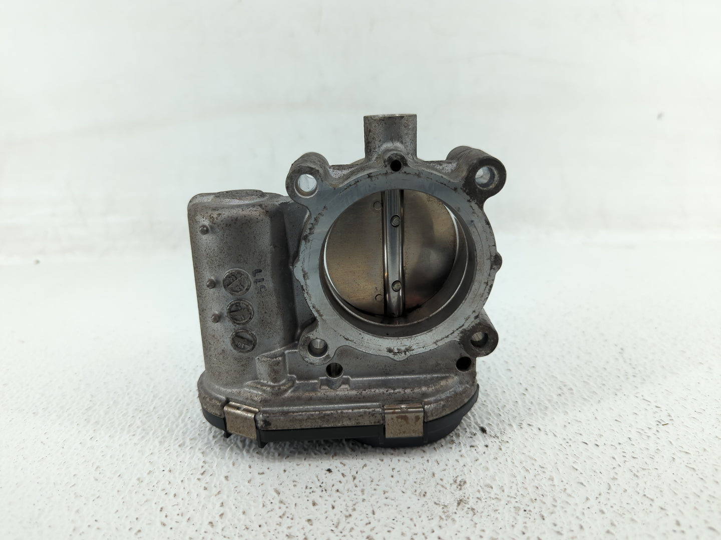 2015-2020 Mercedes-Benz Gla250 Throttle Body P/N:A 270 141 00 25 2701410025 Fits Fits 2013 2014 2015 2016 2017 2018 2019 202