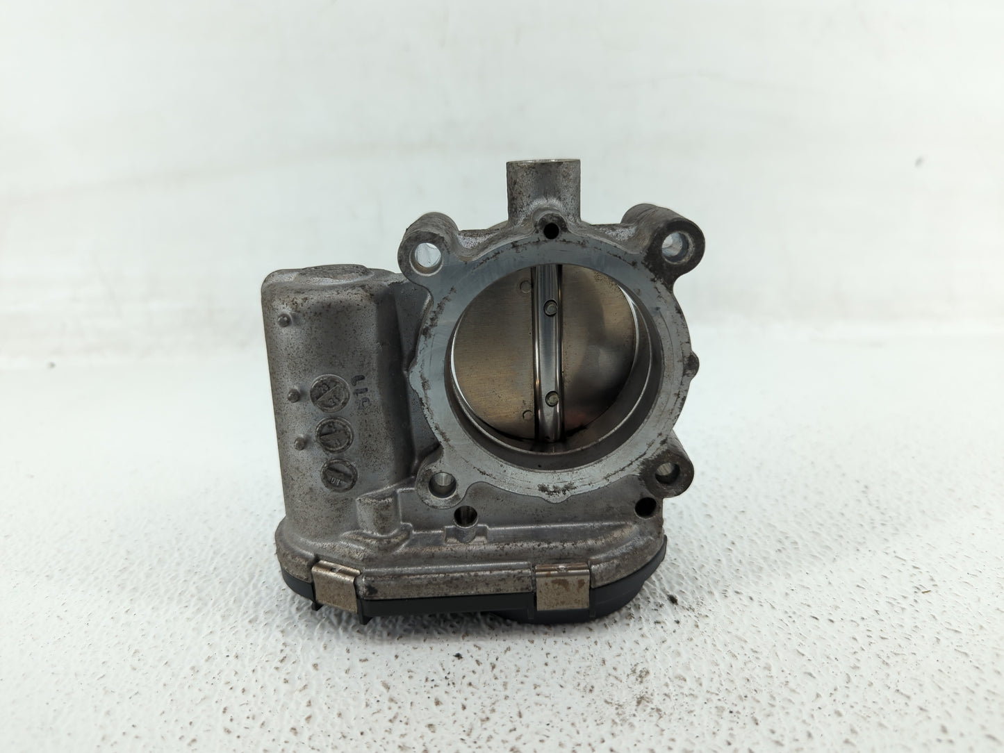 2015-2020 Mercedes-Benz Gla250 Throttle Body P/N:A 270 141 00 25 2701410025 Fits Fits 2013 2014 2015 2016 2017 2018 2019 202