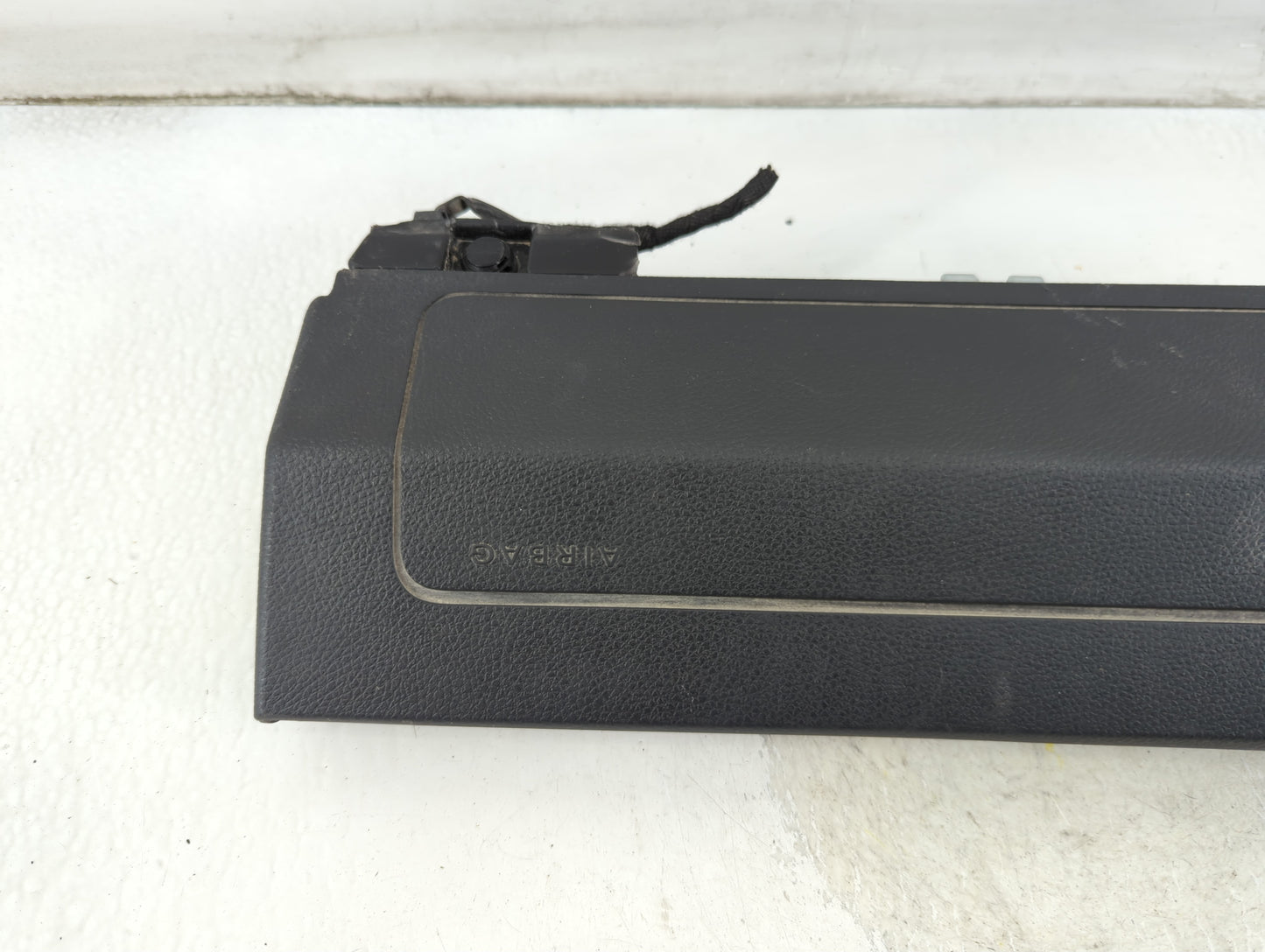 2015-2020 Mercedes-Benz Gla250 Air Bag Passenger Right Knee OEM P/N:620687200E Fits Fits 2014 2015 2016 2017 2018 2019 2020 