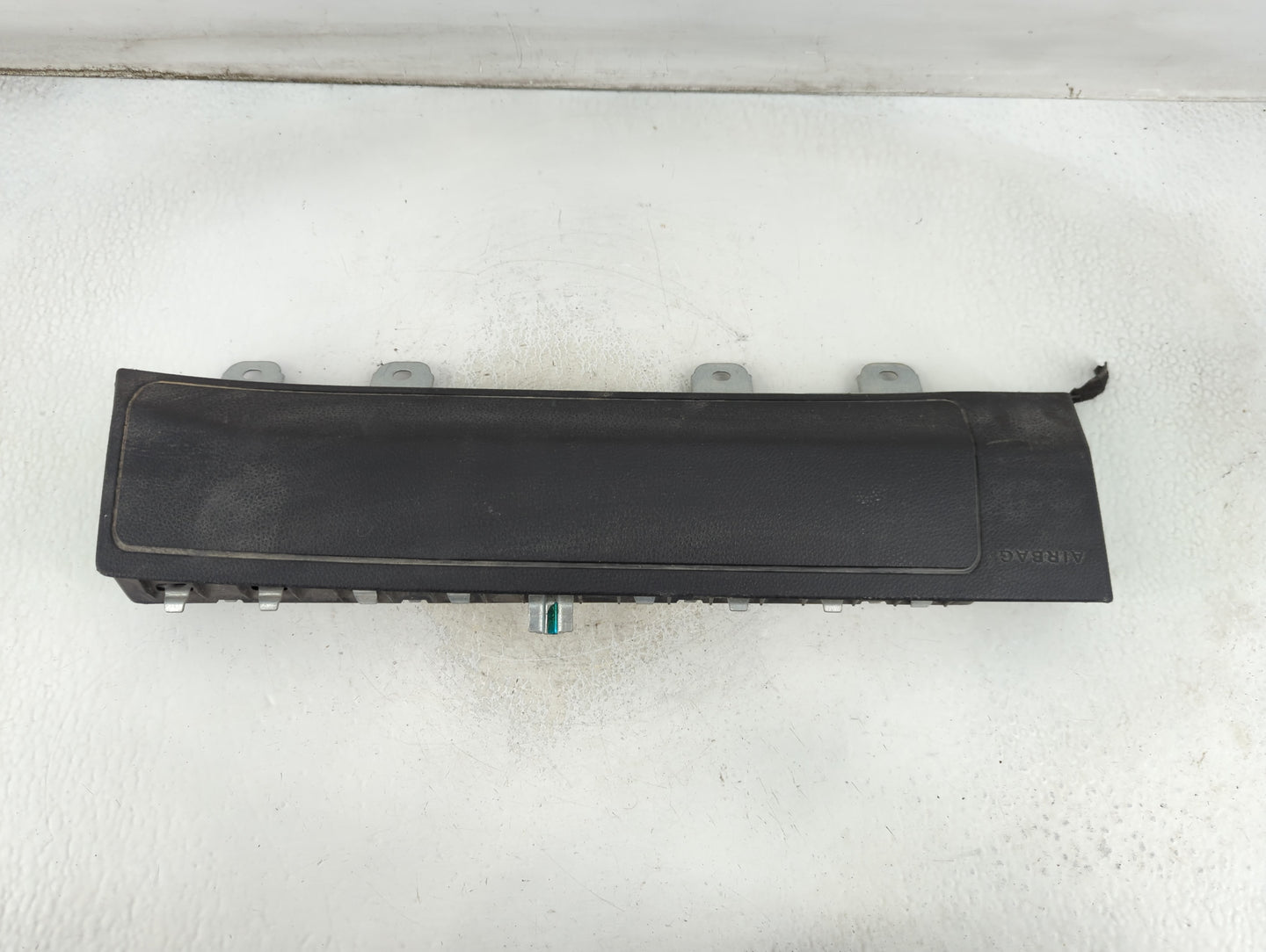 2015-2020 Mercedes-Benz Gla250 Air Bag Driver Left Knee OEM P/N:A 176 860 13 02 Fits Fits 2014 2015 2016 2017 2018 2019 2020