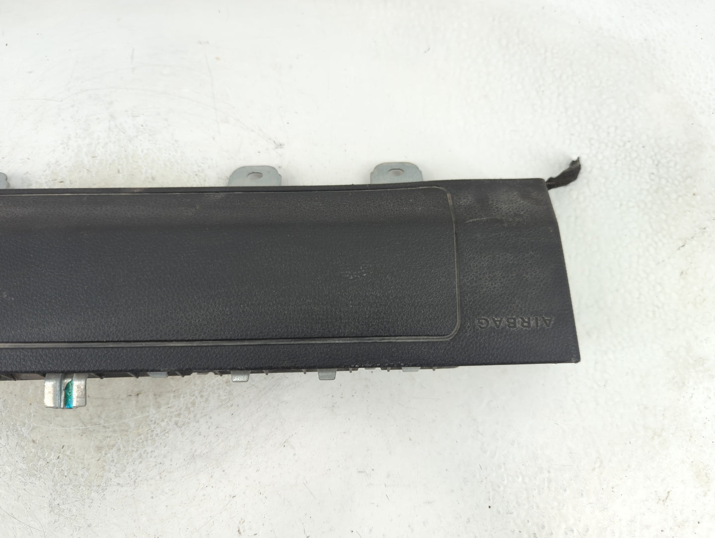 2015-2020 Mercedes-Benz Gla250 Air Bag Driver Left Knee OEM P/N:A 176 860 13 02 Fits Fits 2014 2015 2016 2017 2018 2019 2020