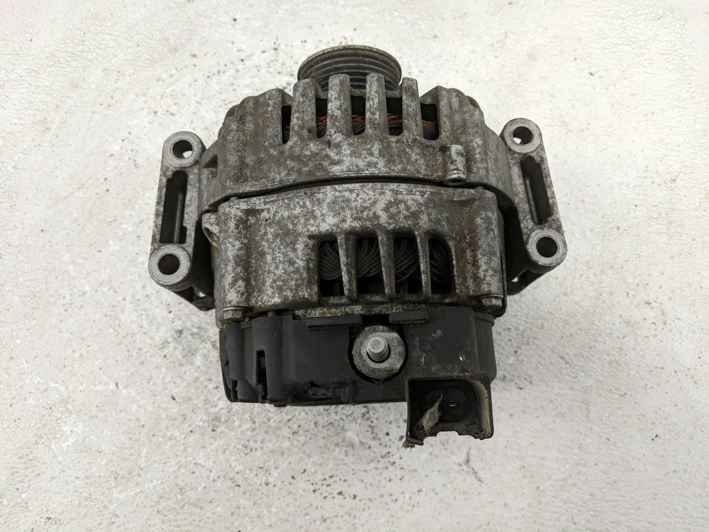 2015 Mercedes-Benz Gle350 Alternator Replacement Generator Charging Assembly Engine OEM P/N:000 906 17 22 A0009061722 Fits O