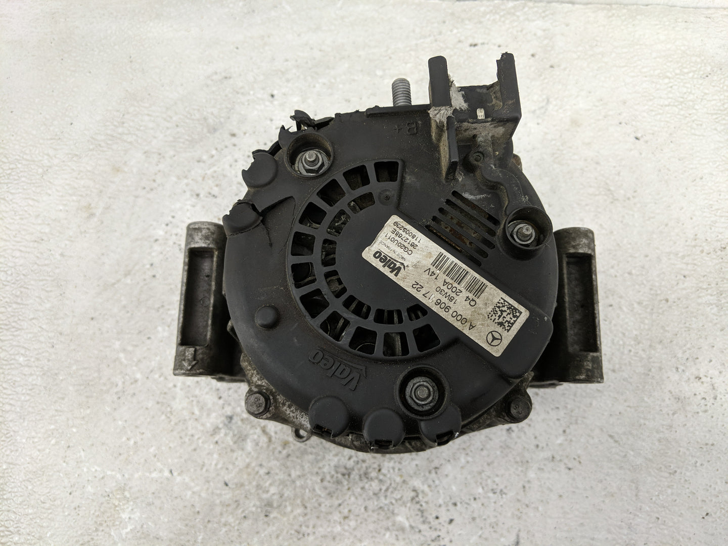 2015 Mercedes-Benz Gle350 Alternator Replacement Generator Charging Assembly Engine OEM P/N:000 906 17 22 A0009061722 Fits O