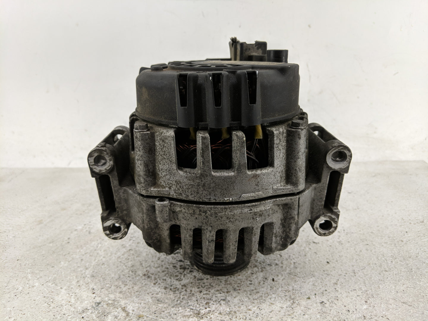 2015 Mercedes-Benz Gle350 Alternator Replacement Generator Charging Assembly Engine OEM P/N:000 906 17 22 A0009061722 Fits O