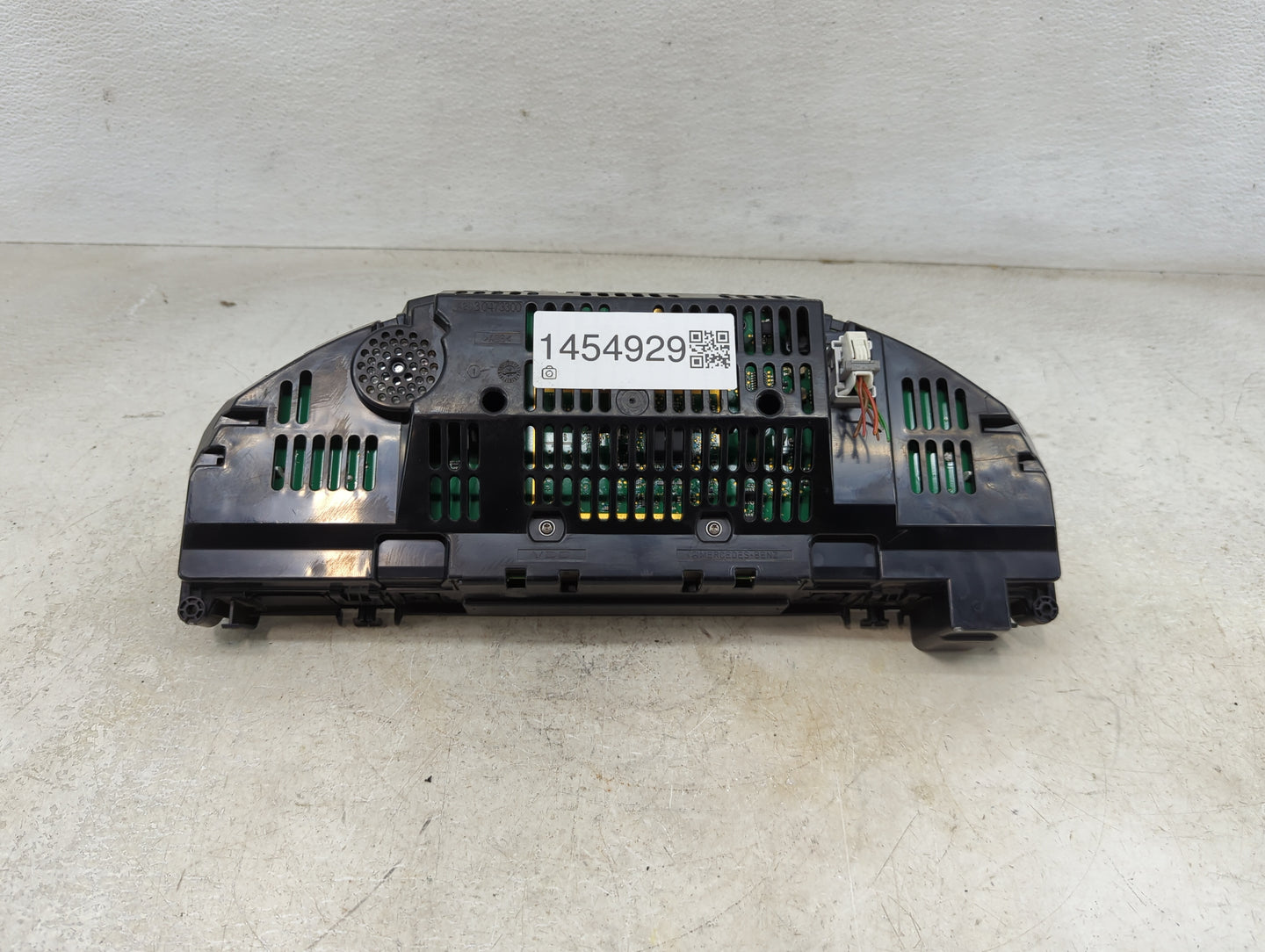 2014-2015 Mercedes-Benz Glk350 Instrument Cluster Speedometer Gauges P/N:A2C37587700 A2049006113 Miles: Fits Fits 2014 2015 
