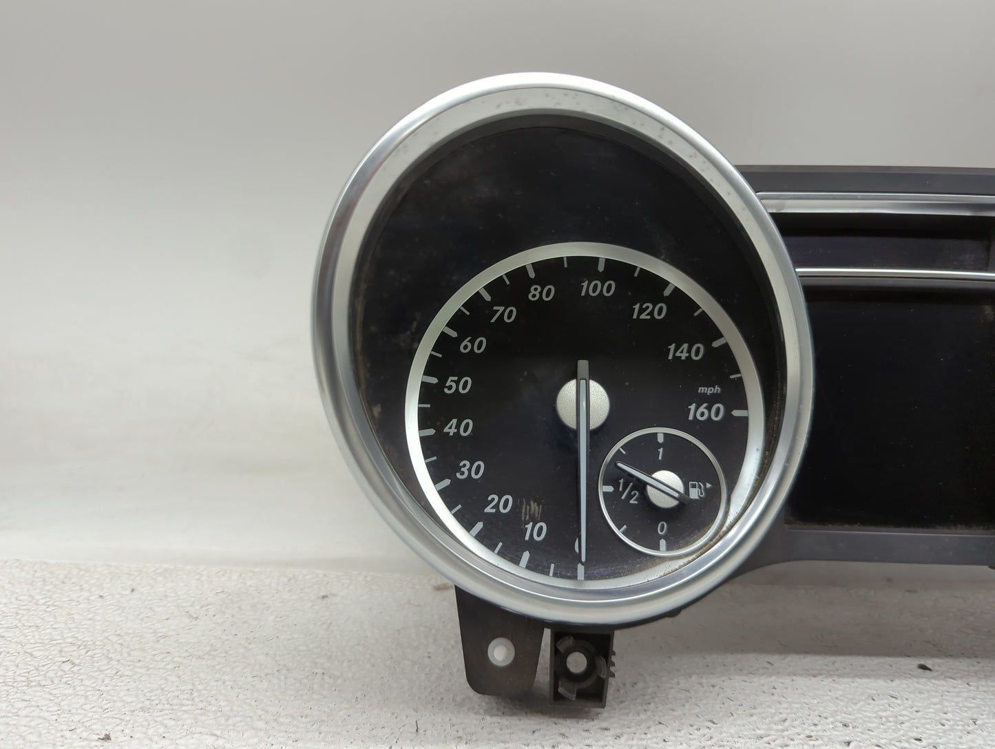 2015 Mercedes-Benz Ml Instrument Cluster Speedometer Gauges P/N:A1669007813 0263683304, A1669014002, A1729023505 Miles:97K F
