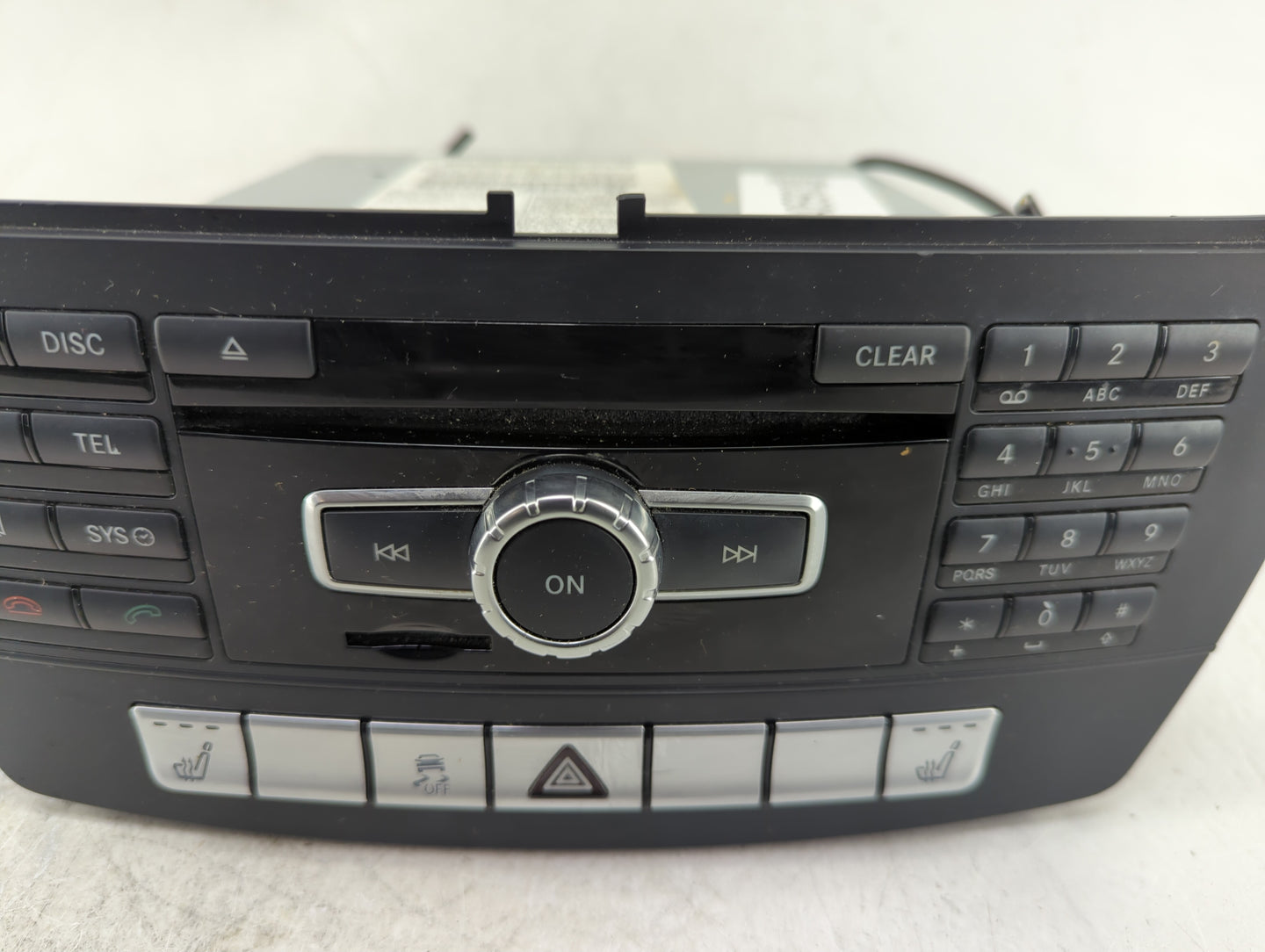 2015 Mercedes-Benz Ml350 Radio AM FM Cd Player Receiver Replacement P/N:1669005115 Fits OEM Used Auto Parts - Oemusedautopar