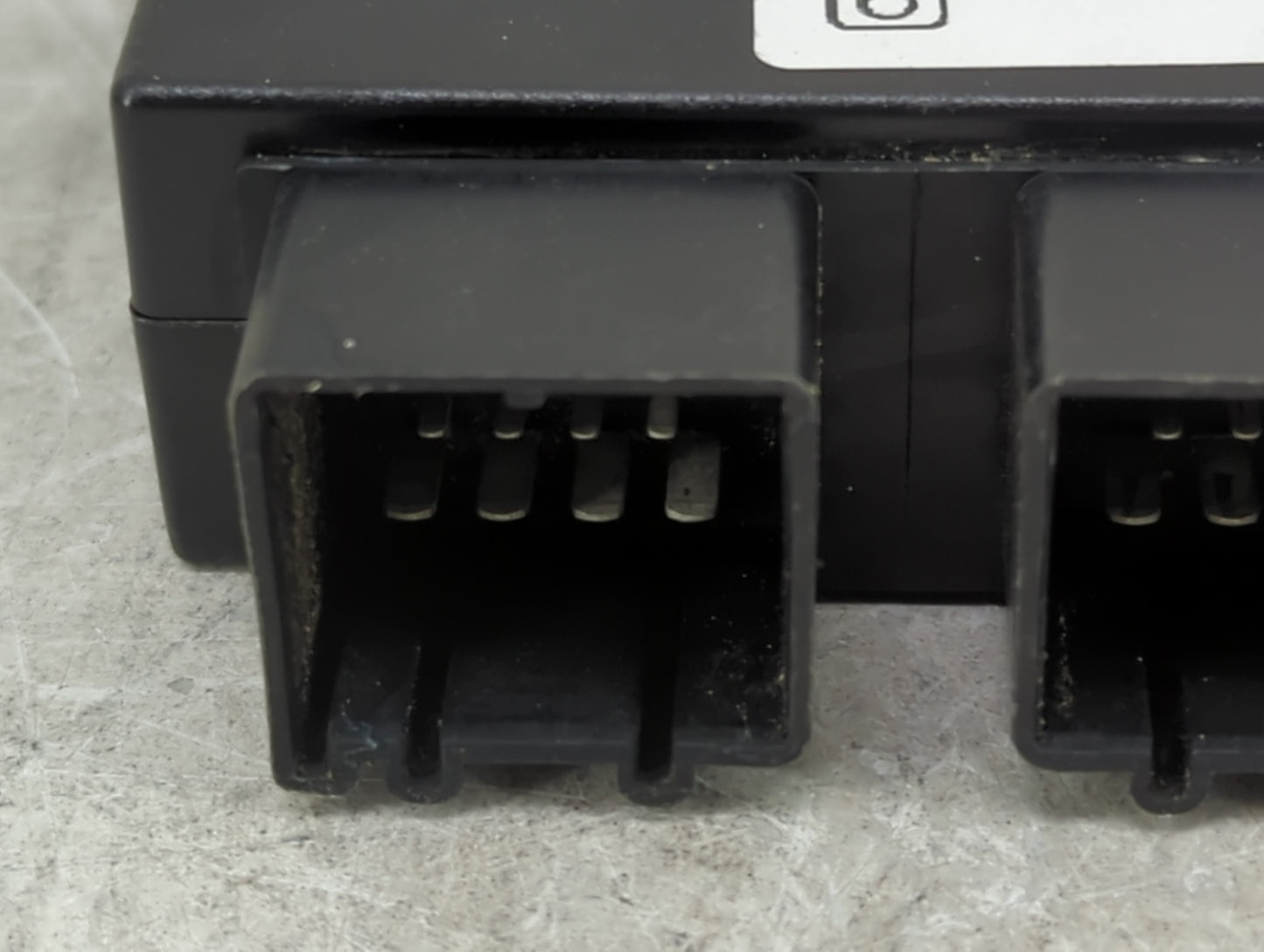2012-2015 Mercedes-benz Ml350 Towing Control Module - Oemusedautoparts1.com