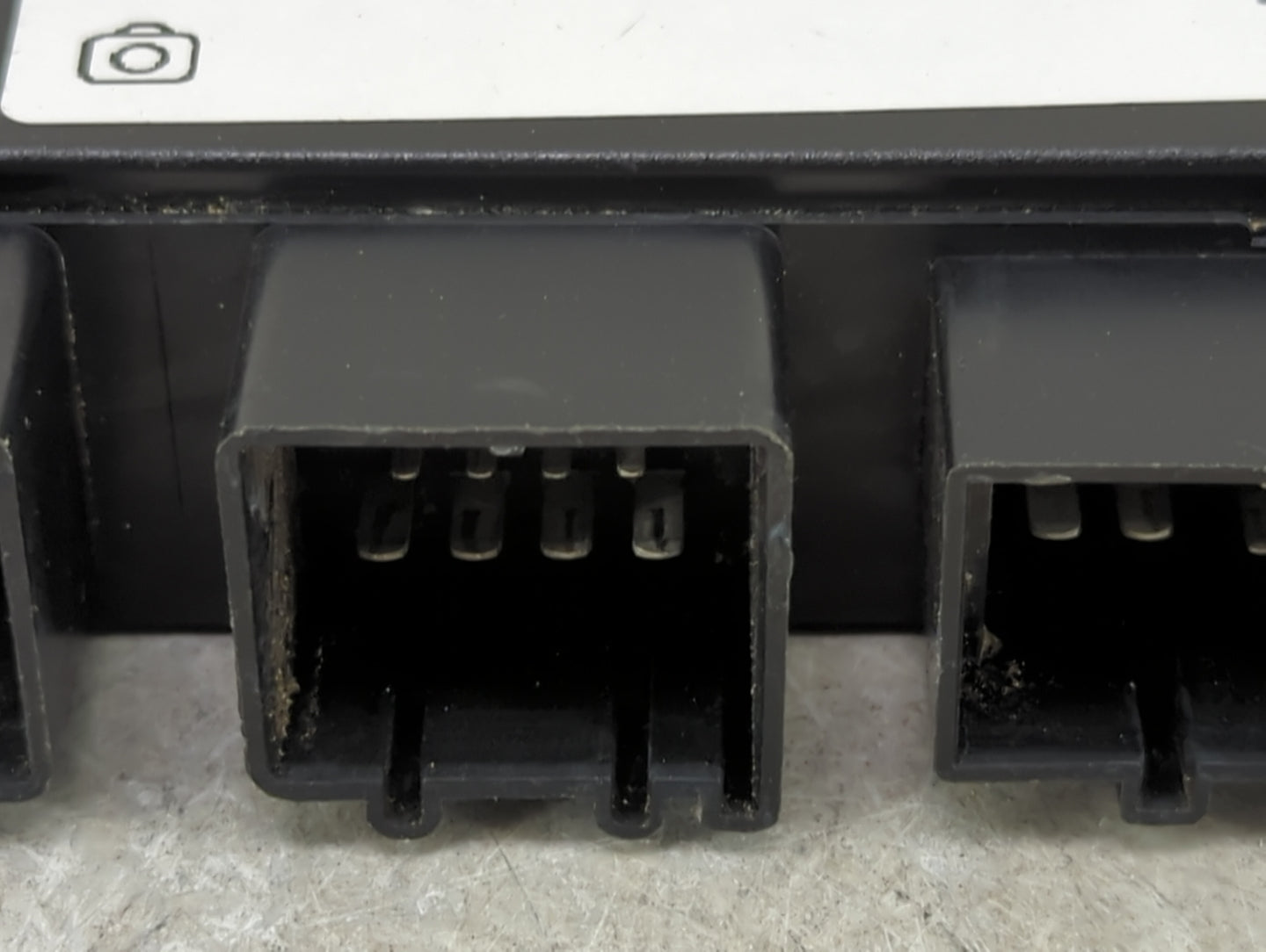 2012-2015 Mercedes-benz Ml350 Towing Control Module - Oemusedautoparts1.com