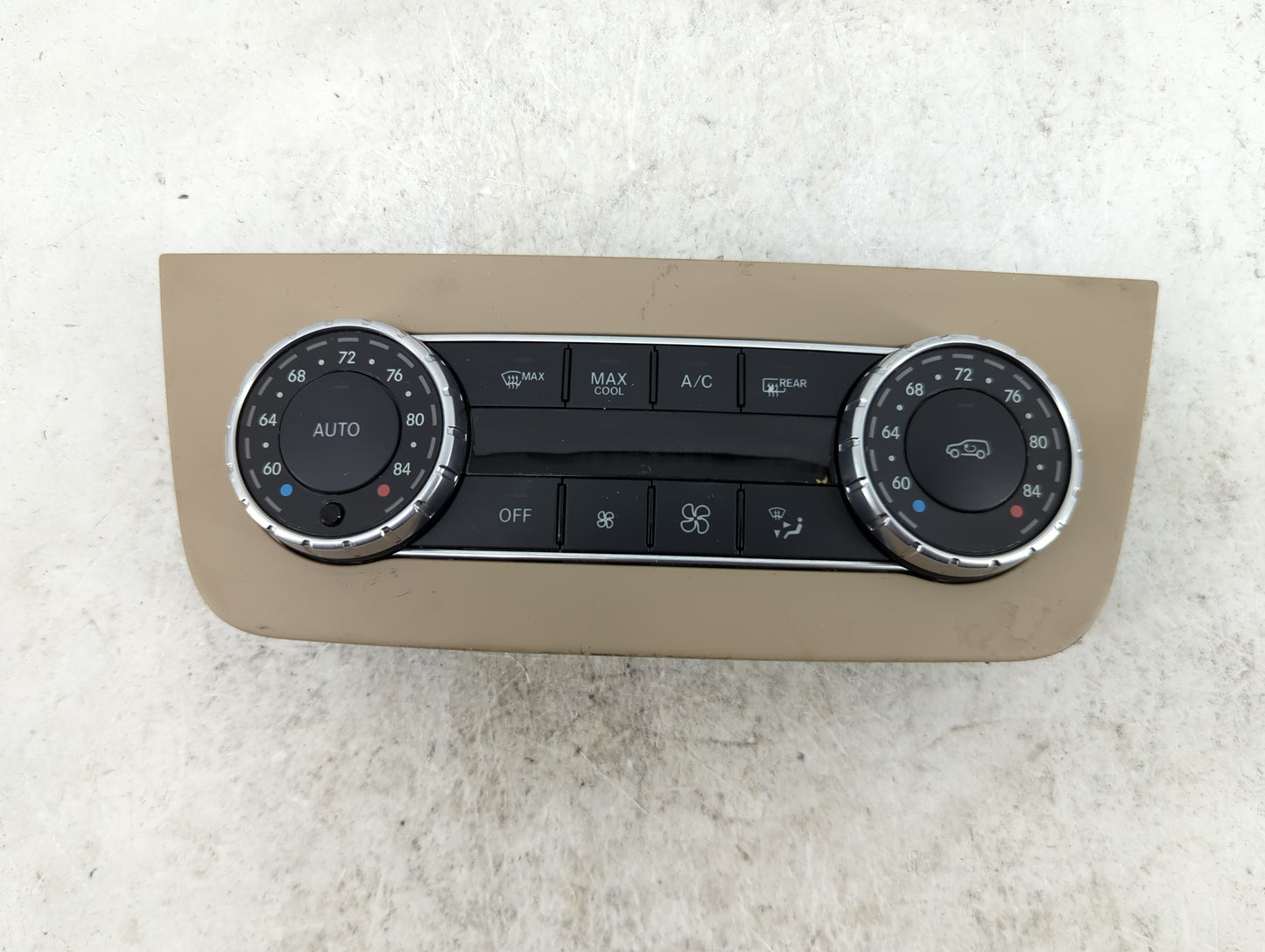 2015 Mercedes-Benz Ml350 Climate Control Module Temperature AC/Heater Replacement P/N:A1669006309 Fits OEM Used Auto Parts -