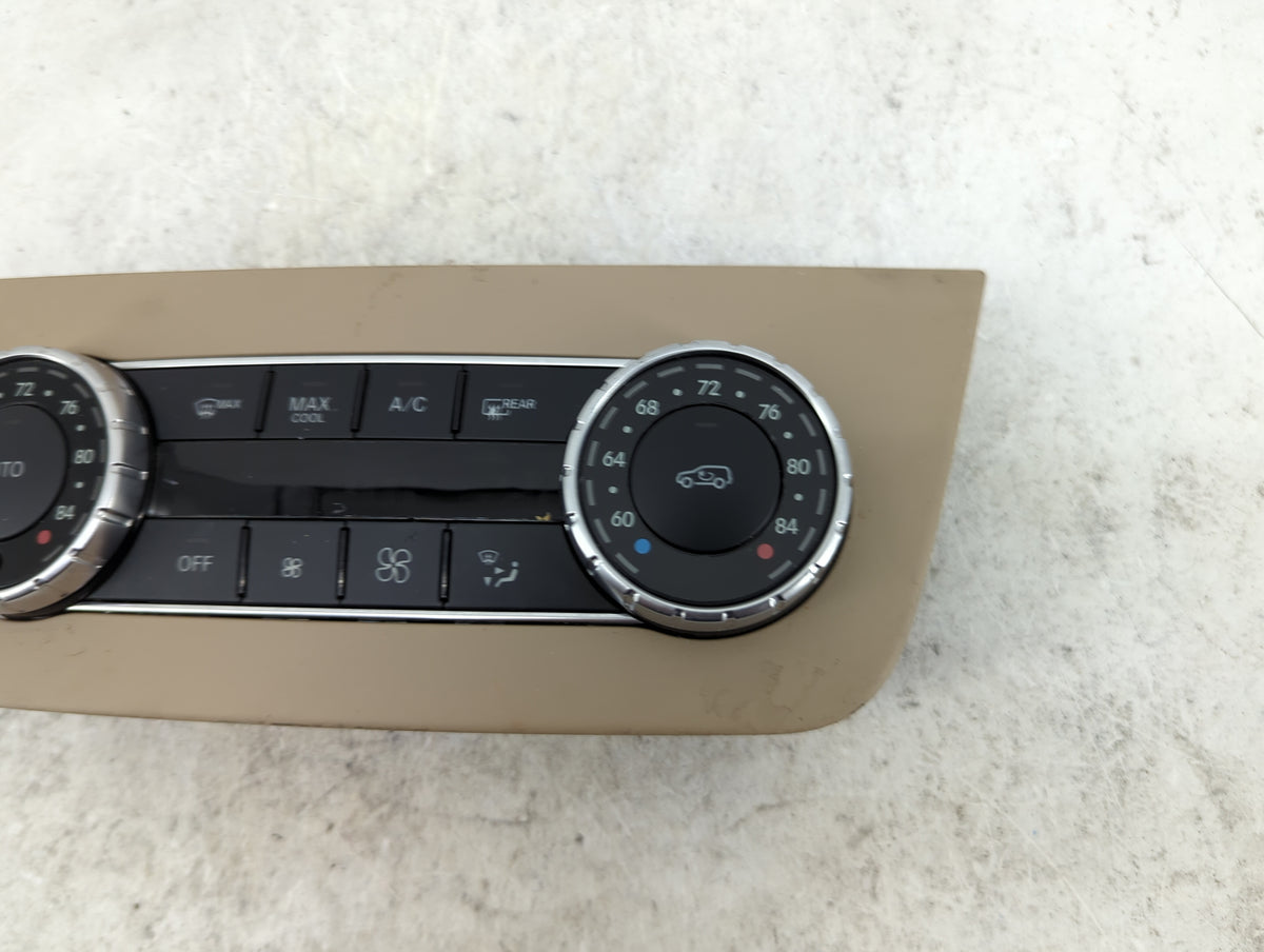 2015 Mercedes-Benz Ml350 Climate Control Module Temperature AC/Heater Replacement P/N:A1669006309 Fits OEM Used Auto Parts -