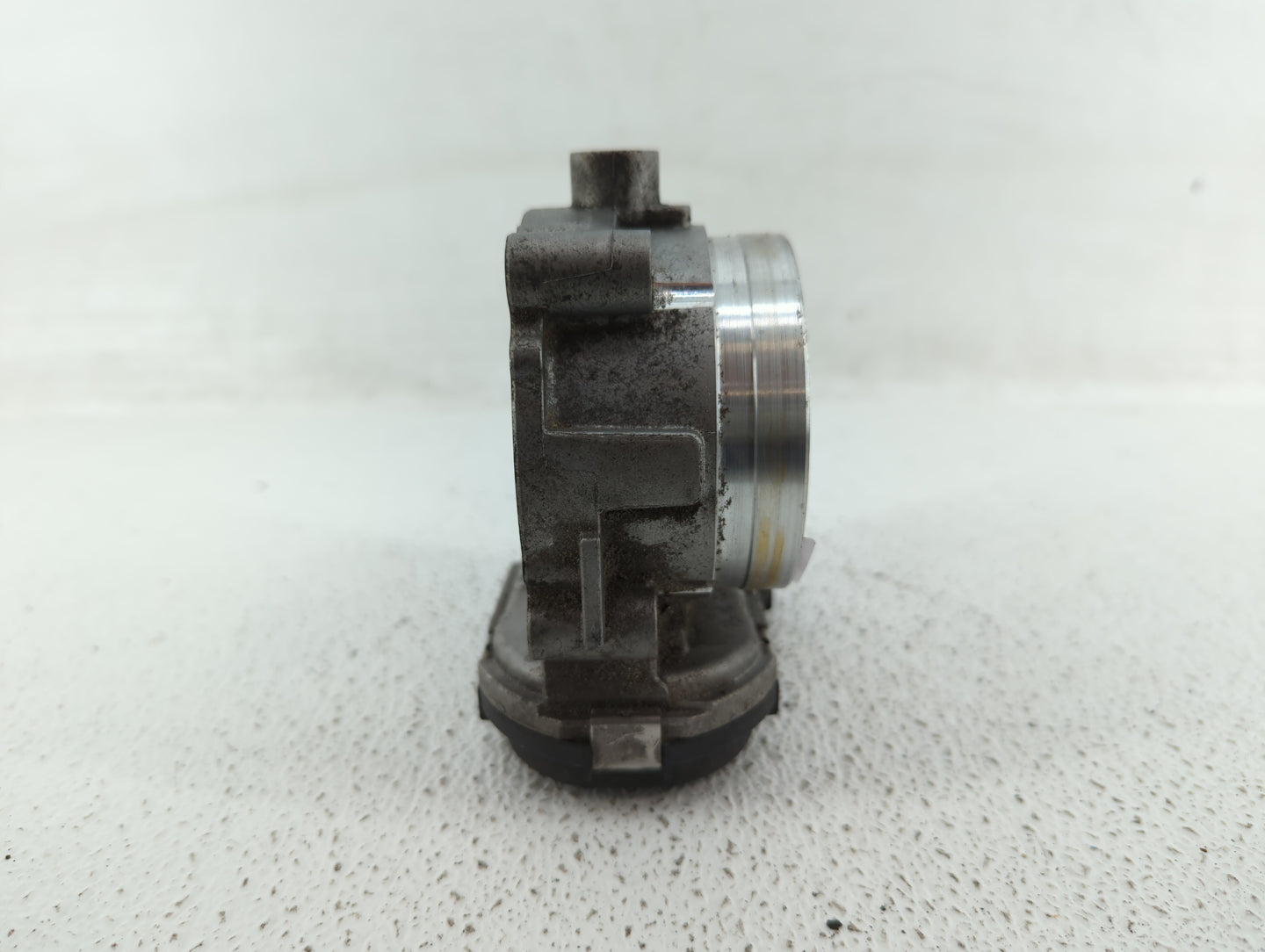 2012-2015 Mercedes-Benz Ml350 Throttle Body P/N:A 276 141 01 25 2761410125 Fits OEM Used Auto Parts - Oemusedautoparts1.com