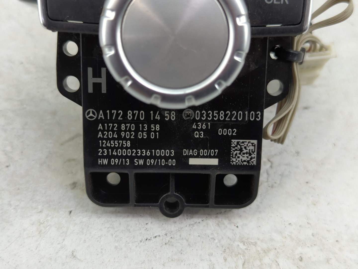 2013-2015 Mercedes-Benz Slk250 Radio AM FM Cd Player Receiver Replacement P/N:A1728701458 A1728701358 Fits OEM Used Auto Par