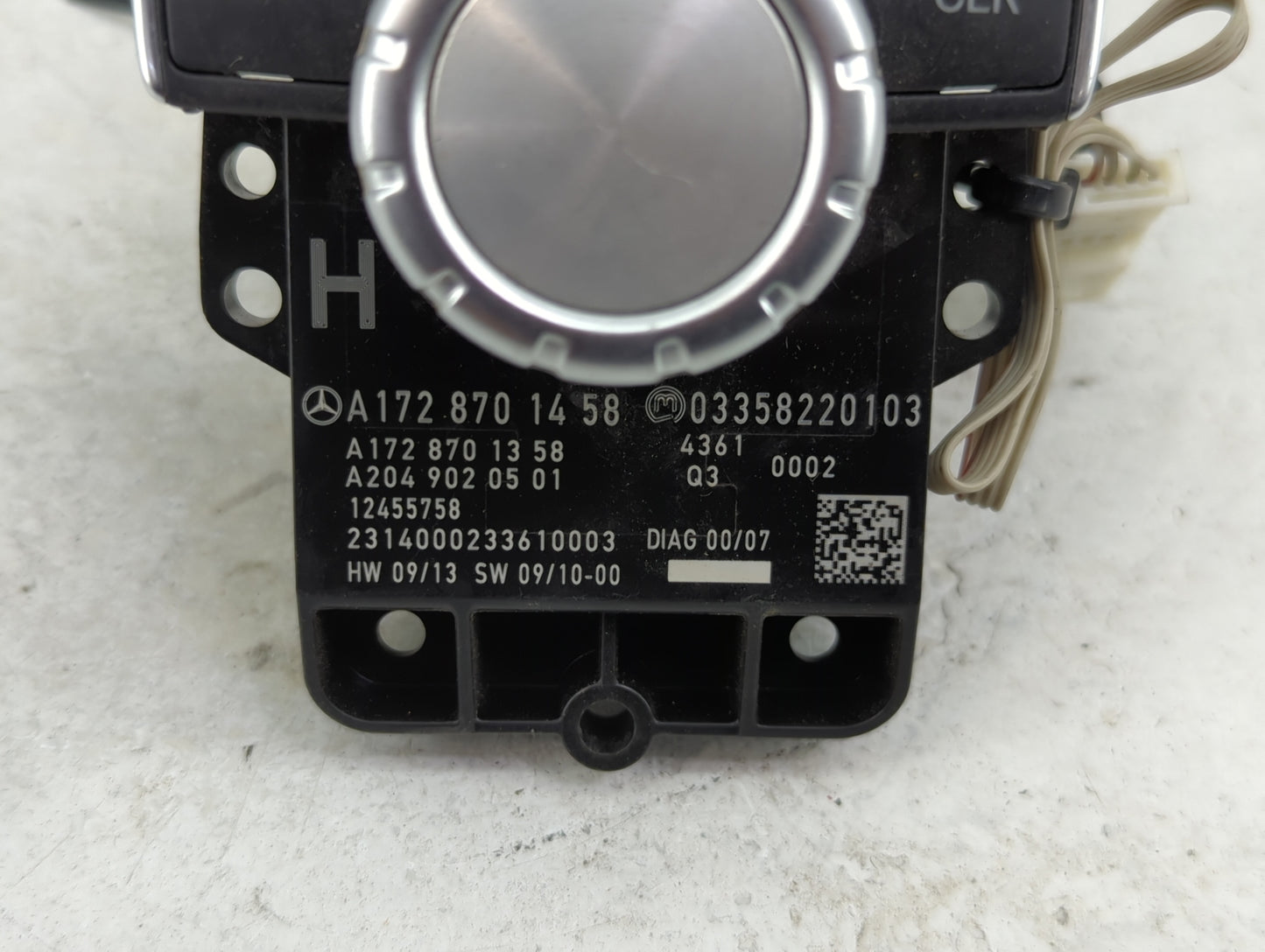 2013-2015 Mercedes-Benz Slk250 Radio AM FM Cd Player Receiver Replacement P/N:A1728701458 A1728701358 Fits OEM Used Auto Par