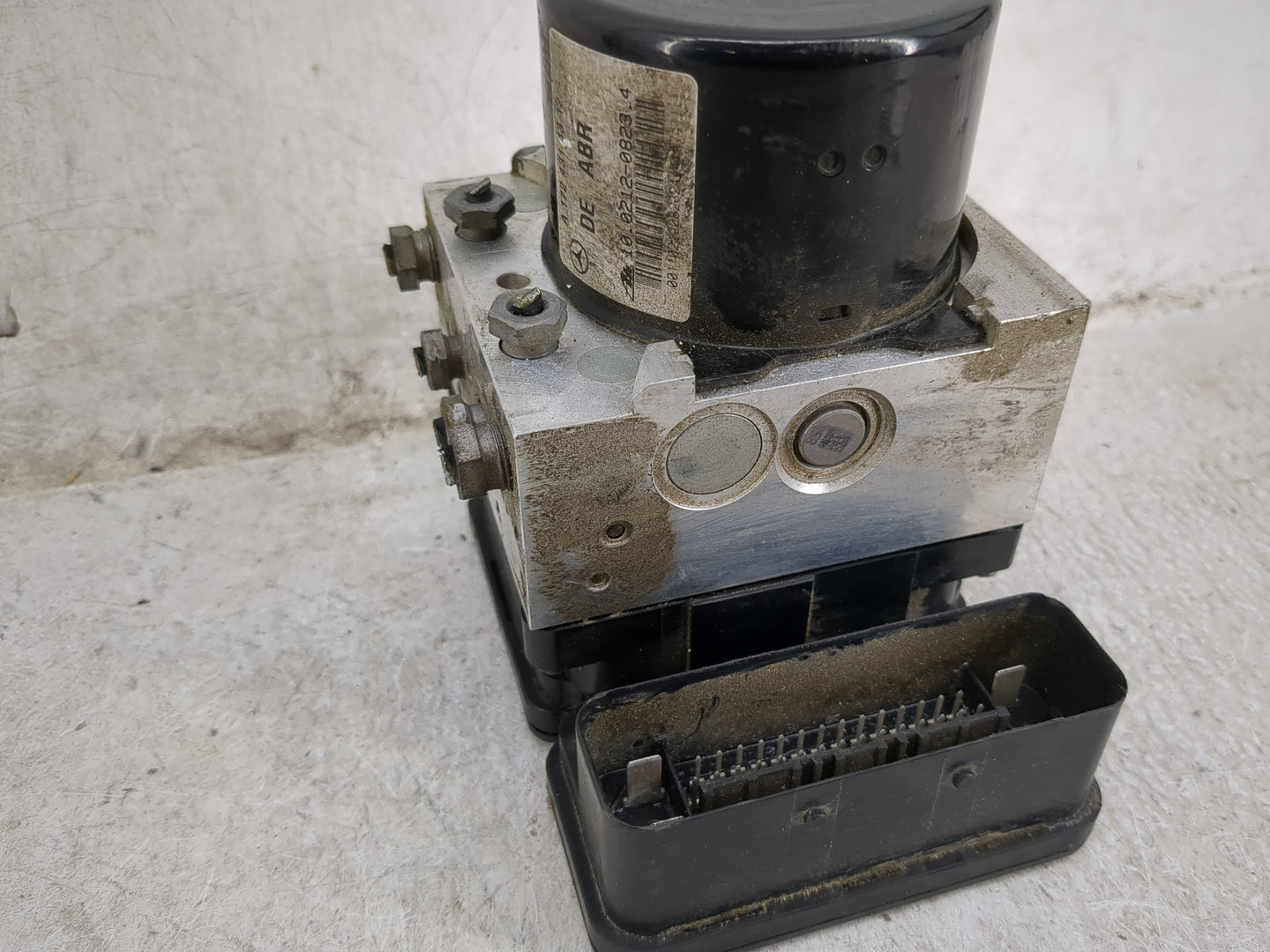 2013-2015 Mercedes-Benz Slk250 ABS Pump Control Module Replacement P/N:A1729014100 10.0926-2368.3 Fits Fits 2013 2014 2015 O