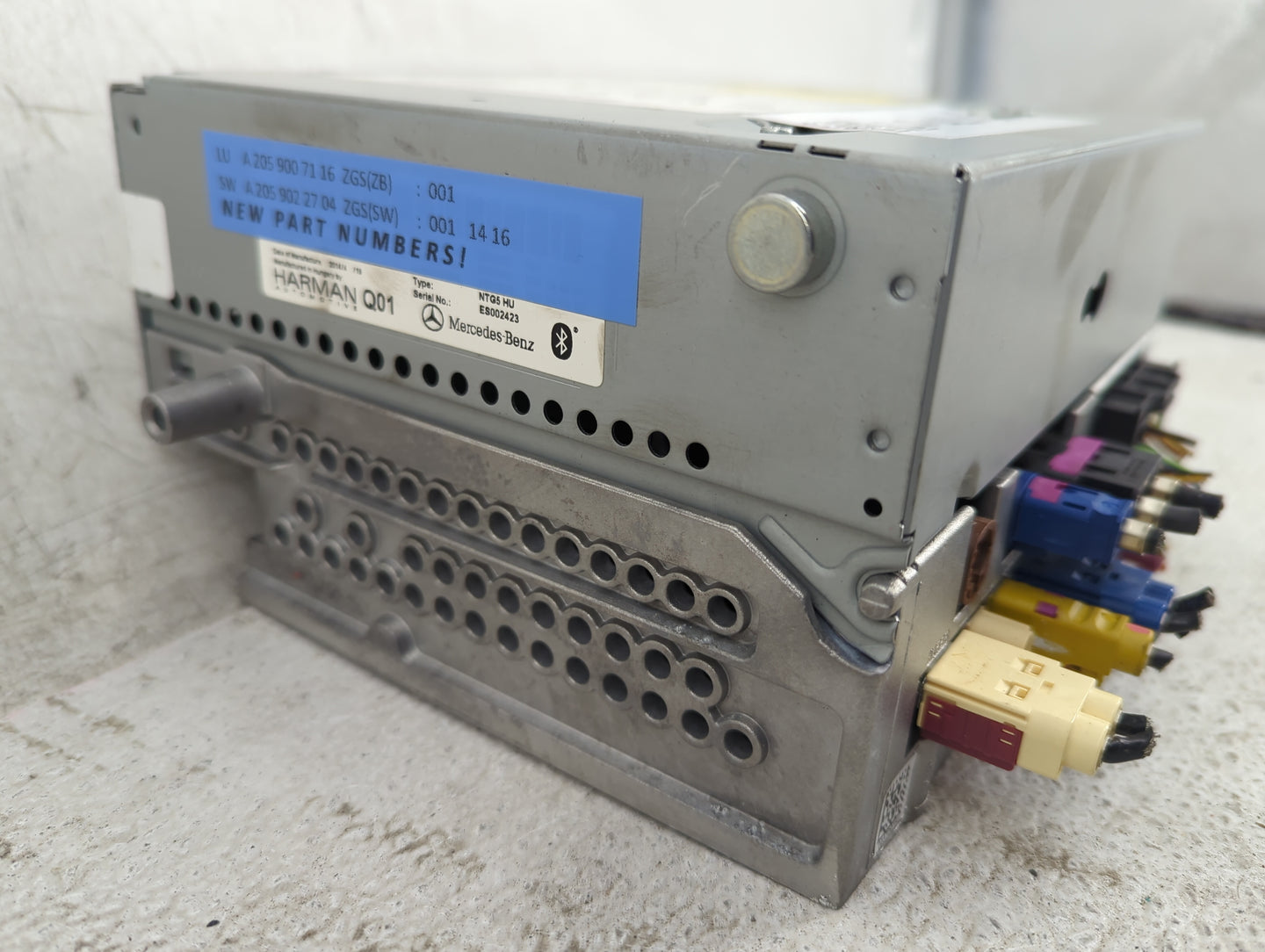 2015 Mercedes C-Class Radio AM FM Cd Player Receiver Replacement P/N:A2059007116 A2059022704, NTG5HU Fits OEM Used Auto Part