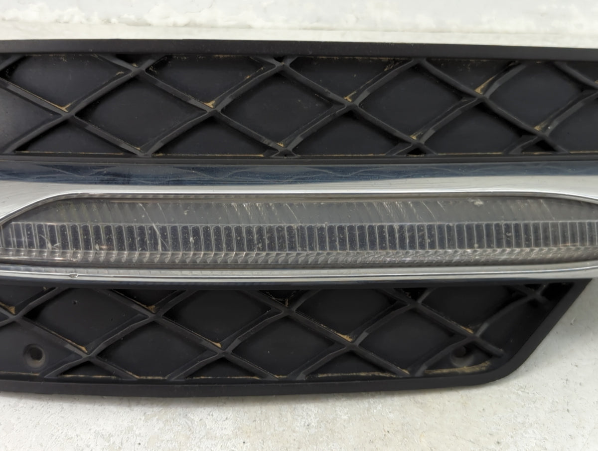Mercedes C-class Passenger Right Oem Front Light Lamp Black - Oemusedautoparts1.com
