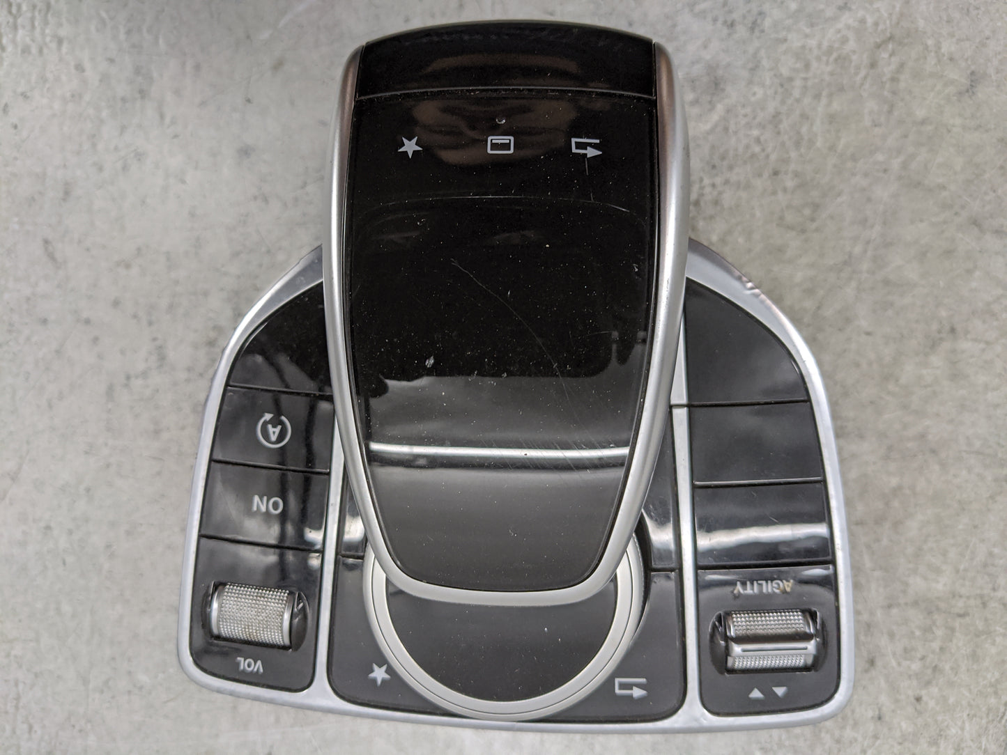 2015 Mercedes C-Class Radio AM FM Cd Player Receiver Replacement P/N:A2059009014 A2059012307, A2059025103, A2059055604 Fits 
