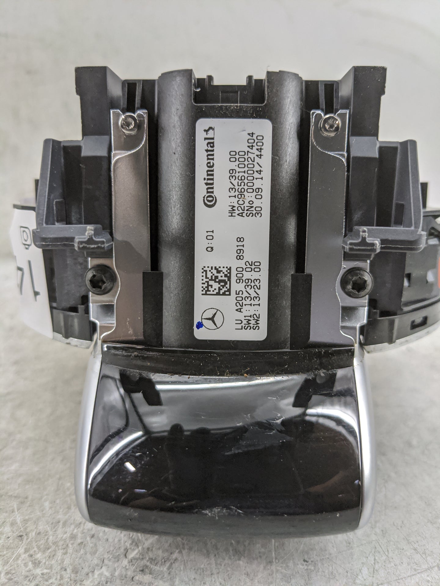 2015 Mercedes C-Class Radio AM FM Cd Player Receiver Replacement P/N:A2059009014 A2059012307, A2059025103, A2059055604 Fits 