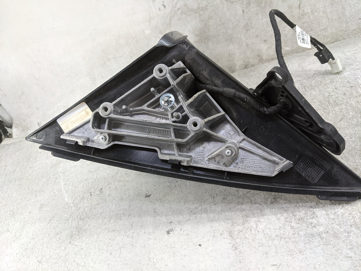 2015 Mercedes C-Class Passenger Side View Mirror - Right Door Mirror OEM Used - Oemusedautoparts1.com