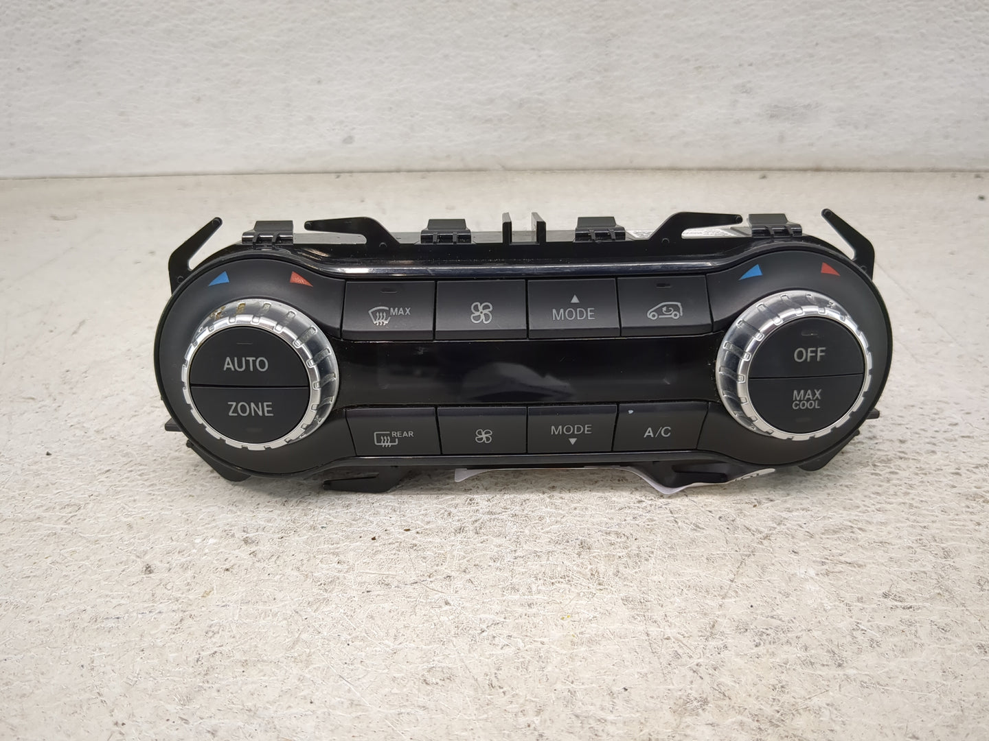 2015 Mercedes Gla-Class Climate Control Module Temperature AC/Heater Replacement P/N:A2469002008 A2469015203 Fits Fits 2014 