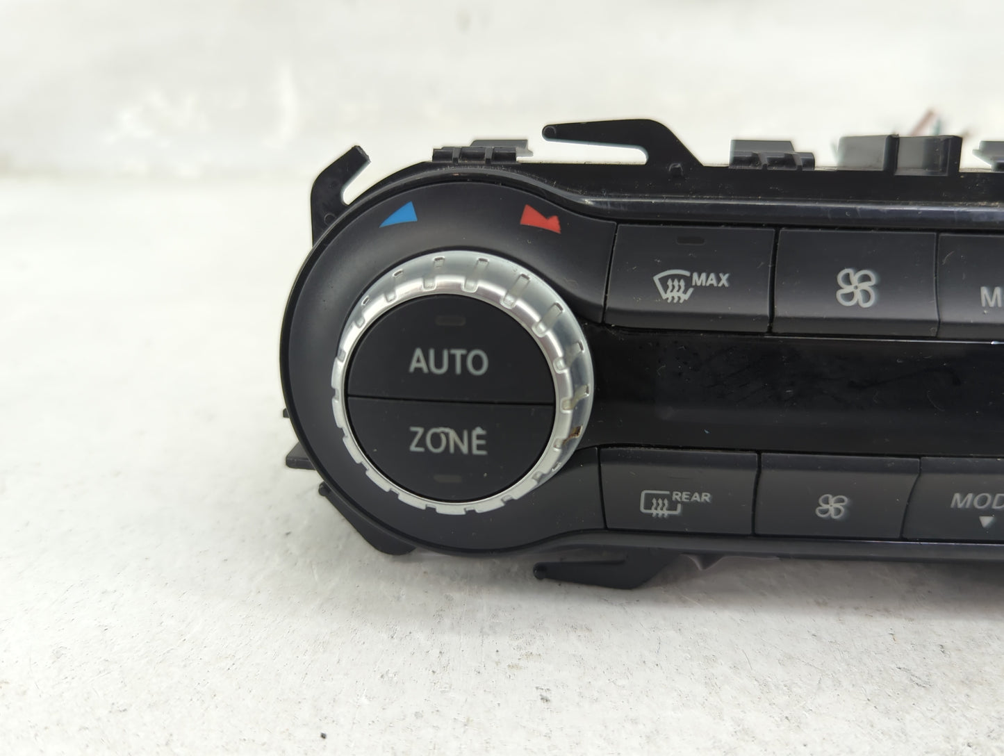 2015 Mercedes Gla250 Climate Control Module Temperature AC/Heater Replacement P/N:A2469000815 A2469010905 Fits Fits 2014 OEM
