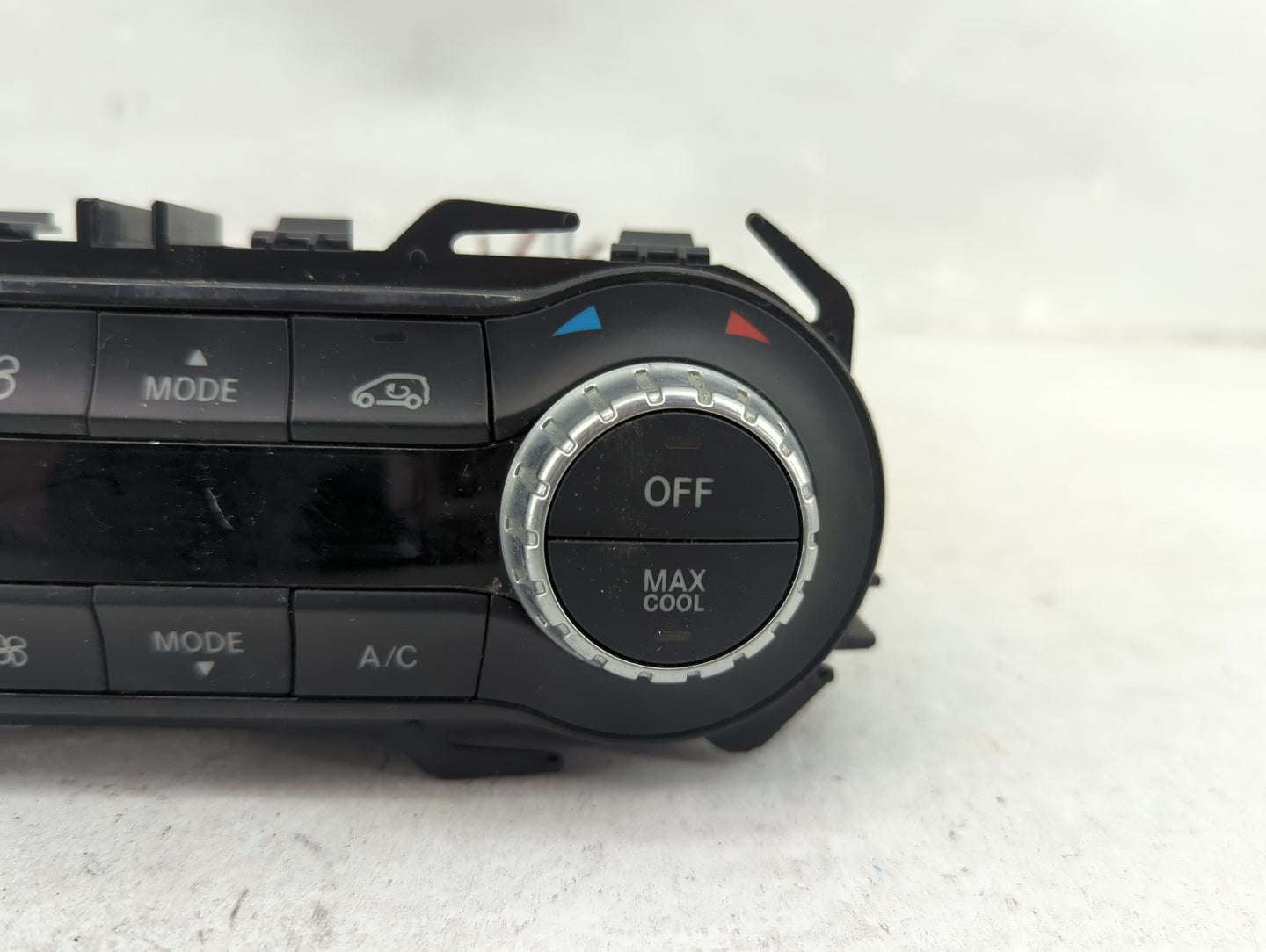 2015 Mercedes Gla250 Climate Control Module Temperature AC/Heater Replacement P/N:A2469000815 A2469010905 Fits Fits 2014 OEM