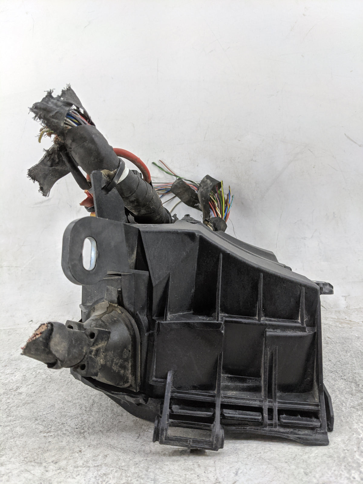 2015 Mercedes Gla250 Fusebox Fuse Box Panel Relay Module P/N:A2465400182 Fits OEM Used Auto Parts - Oemusedautoparts1.com