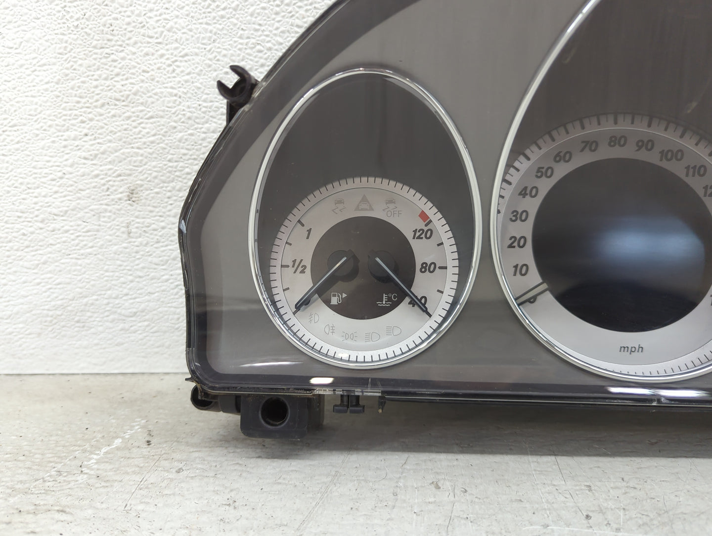 2015 Mercedes Glk350 Instrument Cluster Speedometer Gauges P/N:A2087298300 A2049006113 Miles:53K Fits Fits 2014 OEM Used Aut