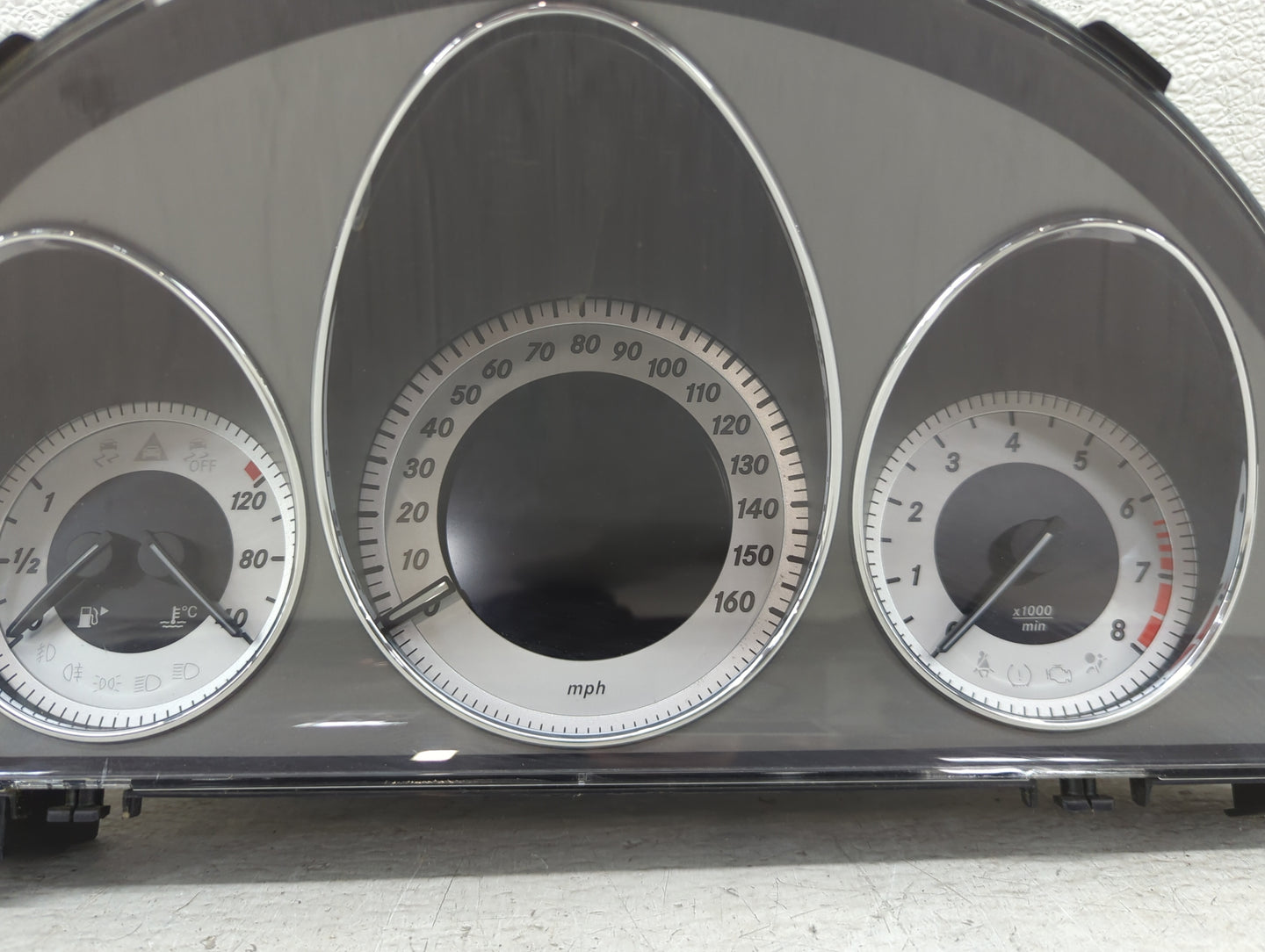 2015 Mercedes Glk350 Instrument Cluster Speedometer Gauges P/N:A2087298300 A2049006113 Miles:53K Fits Fits 2014 OEM Used Aut