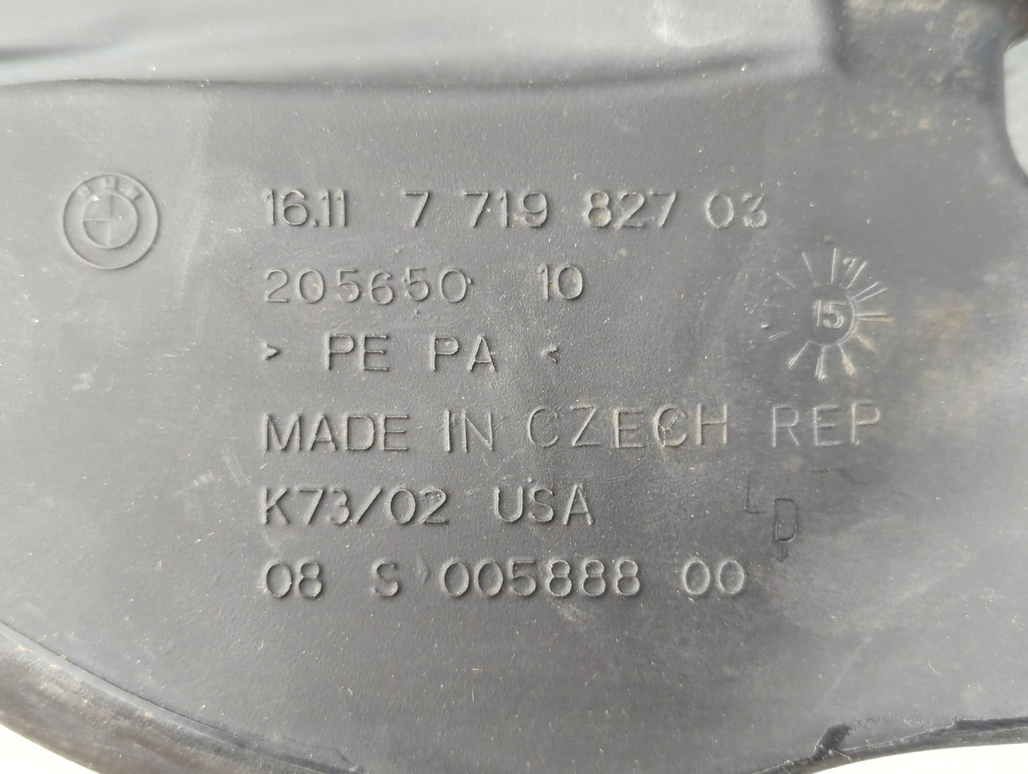 2015  Fuel Tank Door Lid Gas Tank - Oemusedautoparts1.com