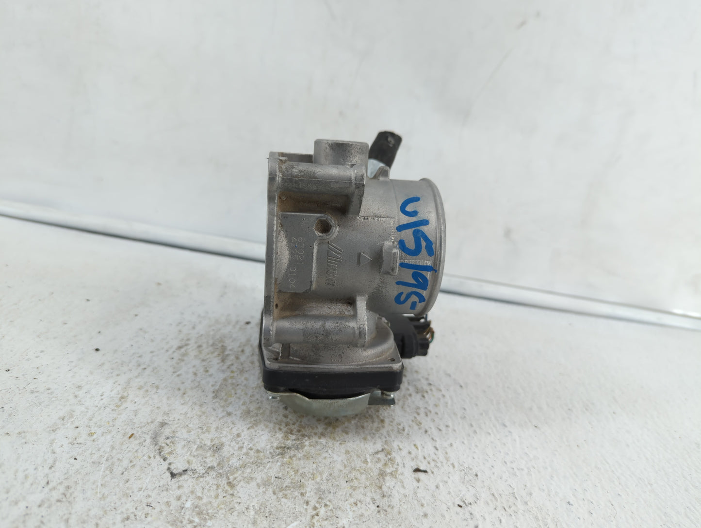 2015 Mercury Milan Throttle Body Fits OEM Used Auto Parts - Oemusedautoparts1.com