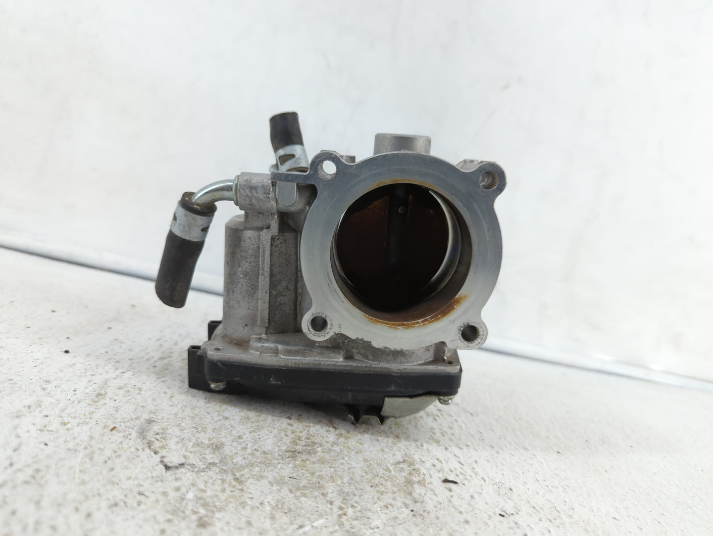 2015 Mercury Milan Throttle Body Fits OEM Used Auto Parts - Oemusedautoparts1.com