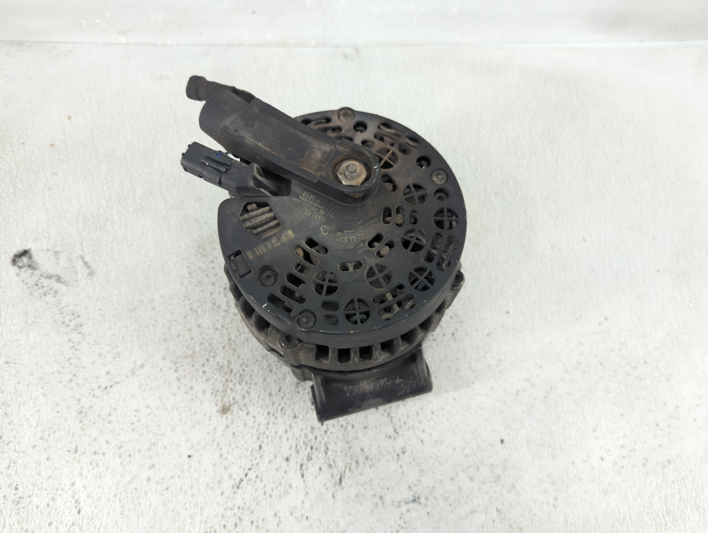 2016-2019 Mini Cooper Alternator Replacement Generator Charging Assembly Engine OEM Fits Fits 2016 2017 2018 2019 OEM Used A