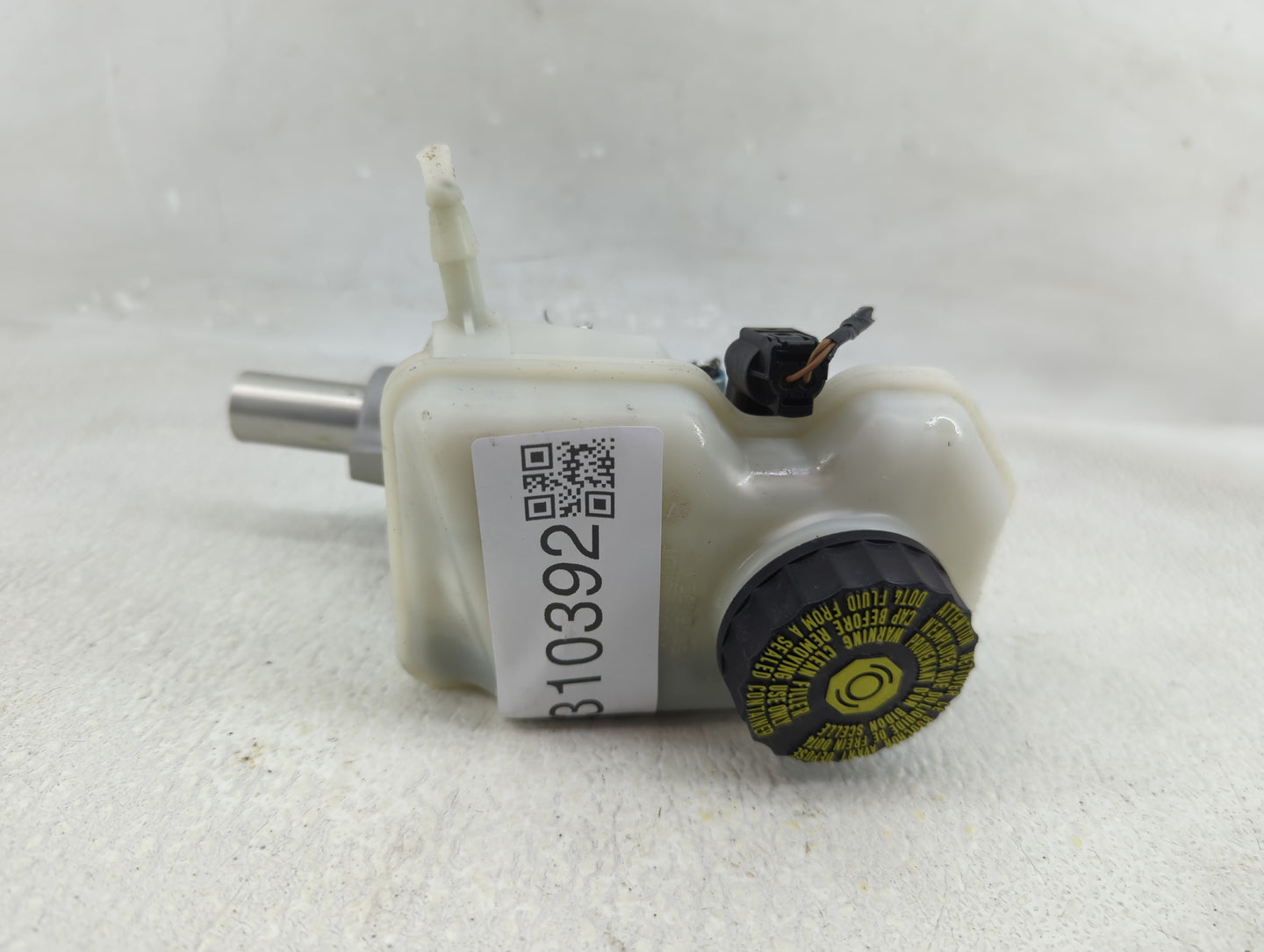 Mini Cooper Brake Master Cylinder 1310392 - Oemusedautoparts1.com