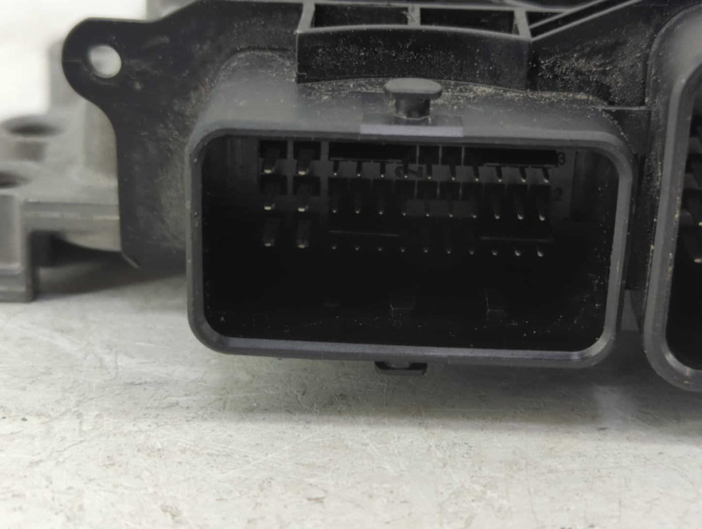 2013-2016 Mini Cooper PCM Engine Control Computer ECU ECM PCU OEM P/N:8 621 260 0 261 S09 942 Fits Fits 2013 2014 2015 2016 